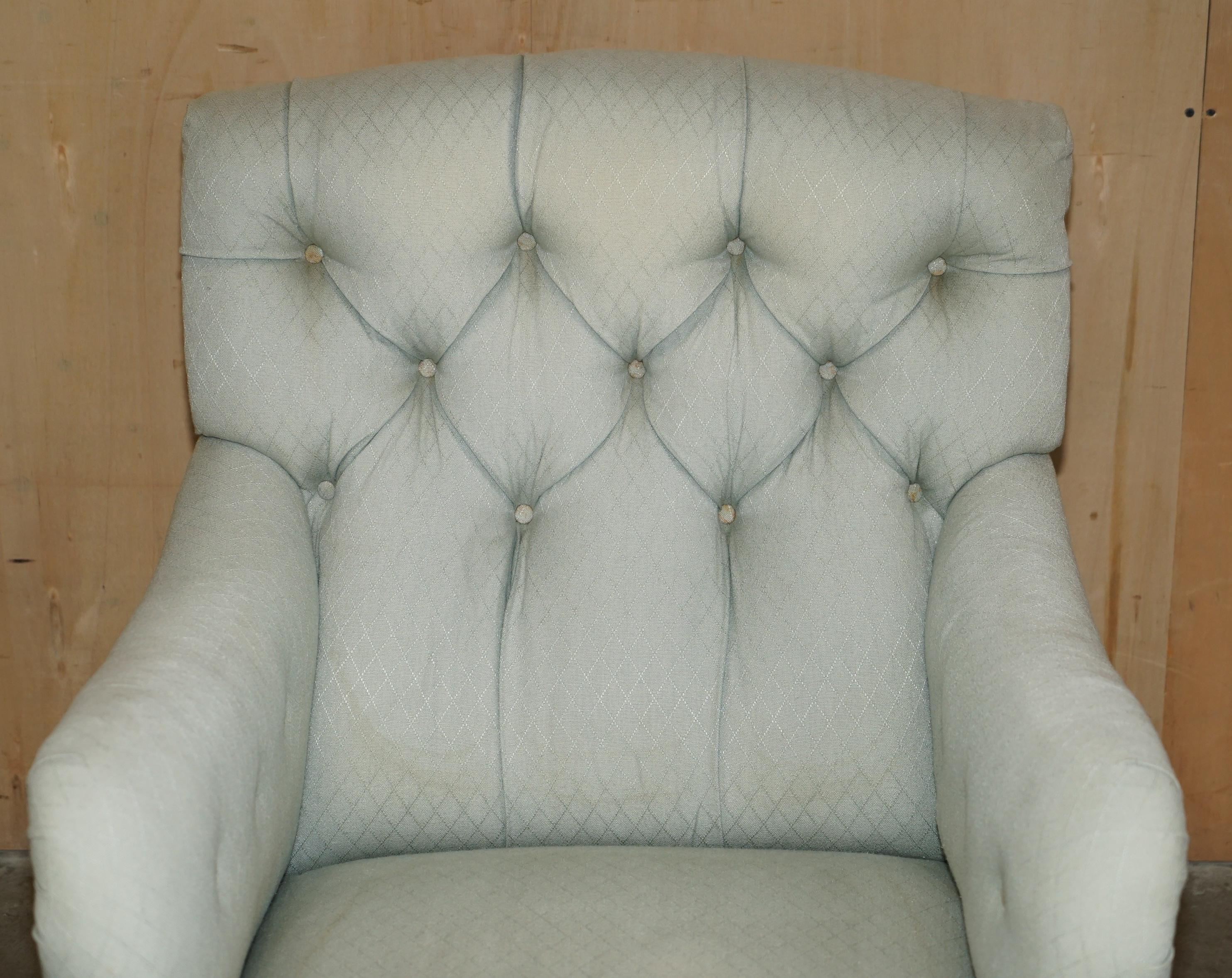 19th Century RARE ORIGINAL ViCTORIAN HOWARD & SONS BRIDGEWATER ARMCHAIR PERIOD UPHOLSTERY For Sale