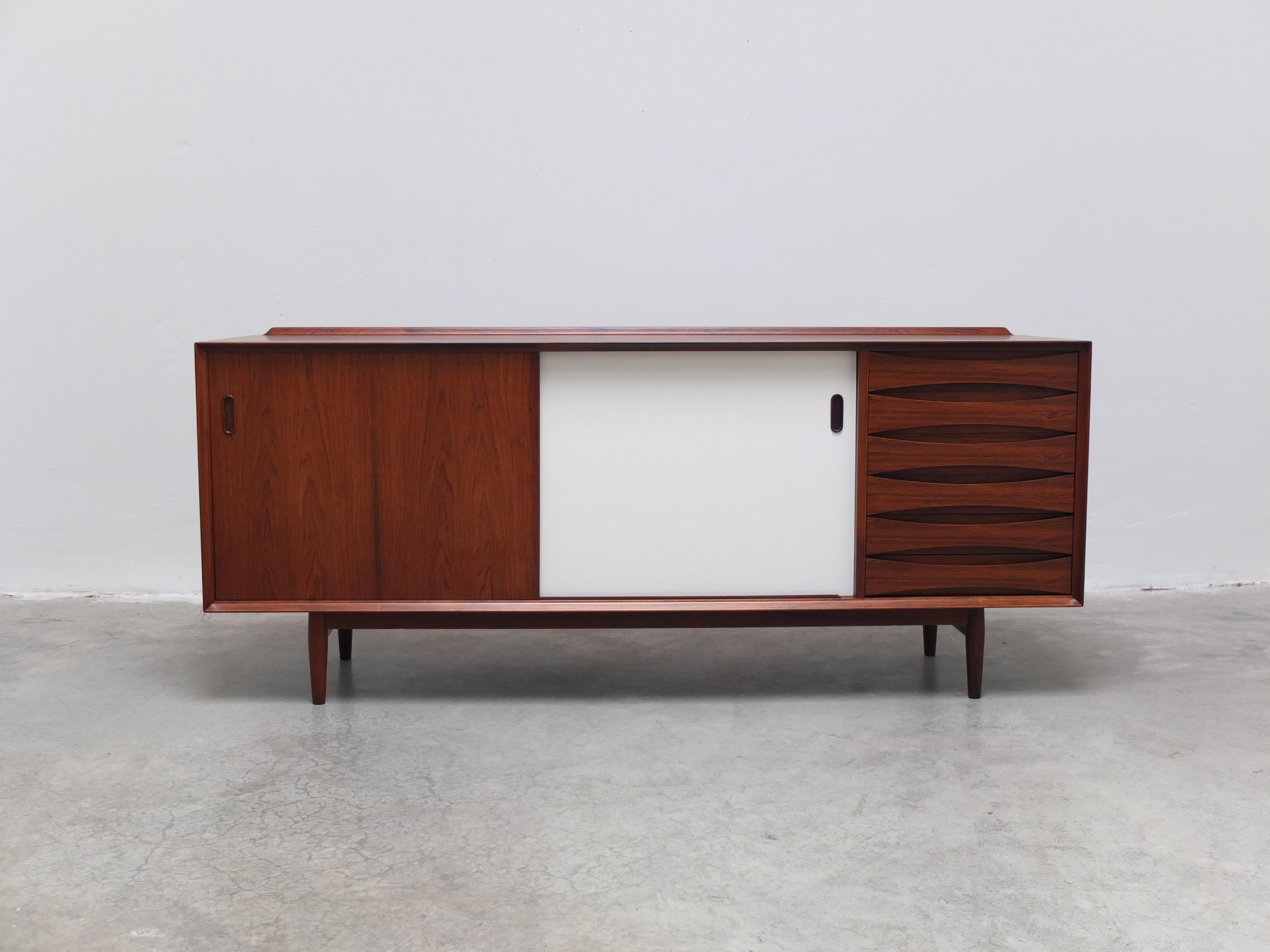 Rara credenza 'OS29' di Arne Vodder per Sibast, 1959 in vendita 6