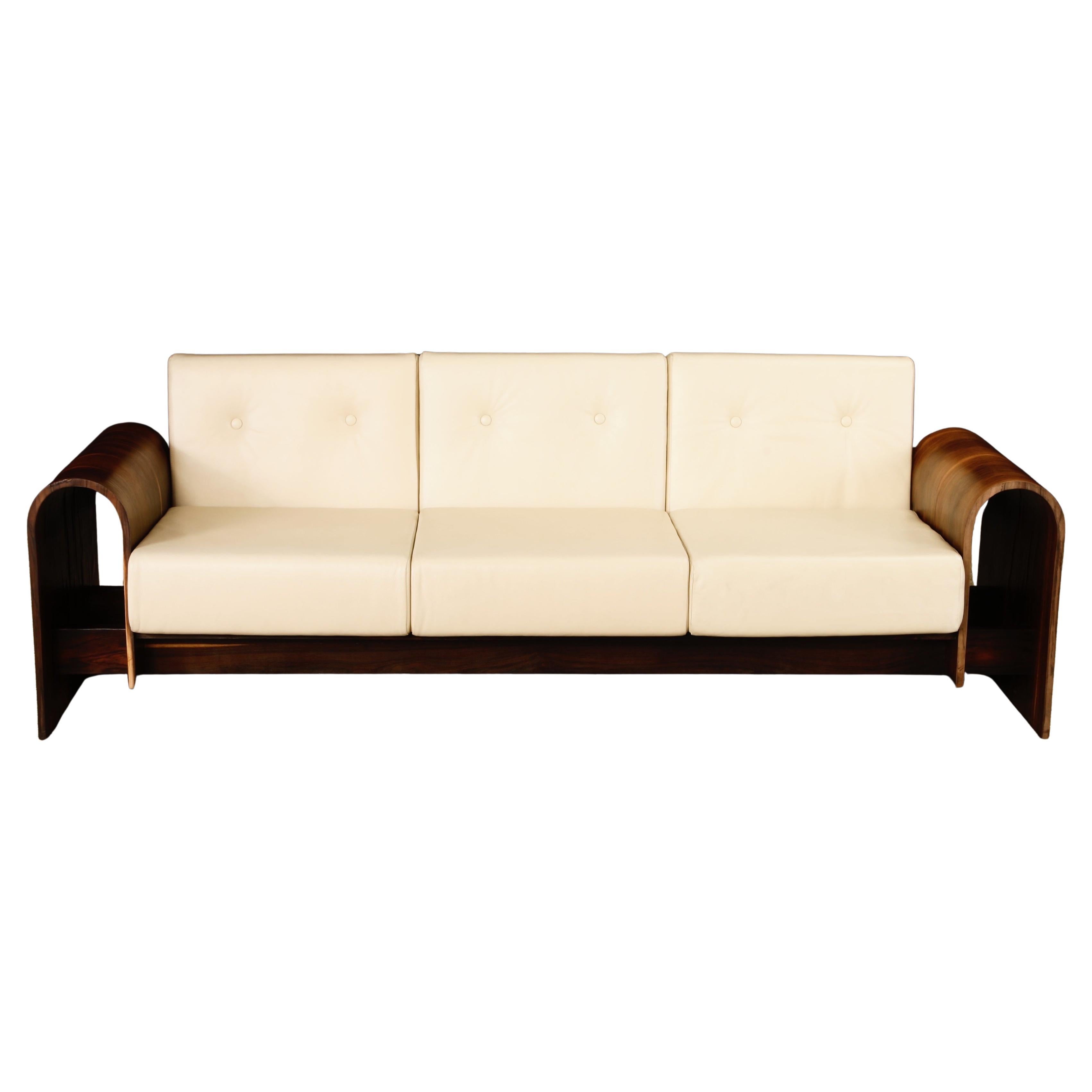 Rare Oscar Niemeyer Rosewood 
ON
 Sofa for Hotel SESC Rio de Janeiro, c 1980 For Sale