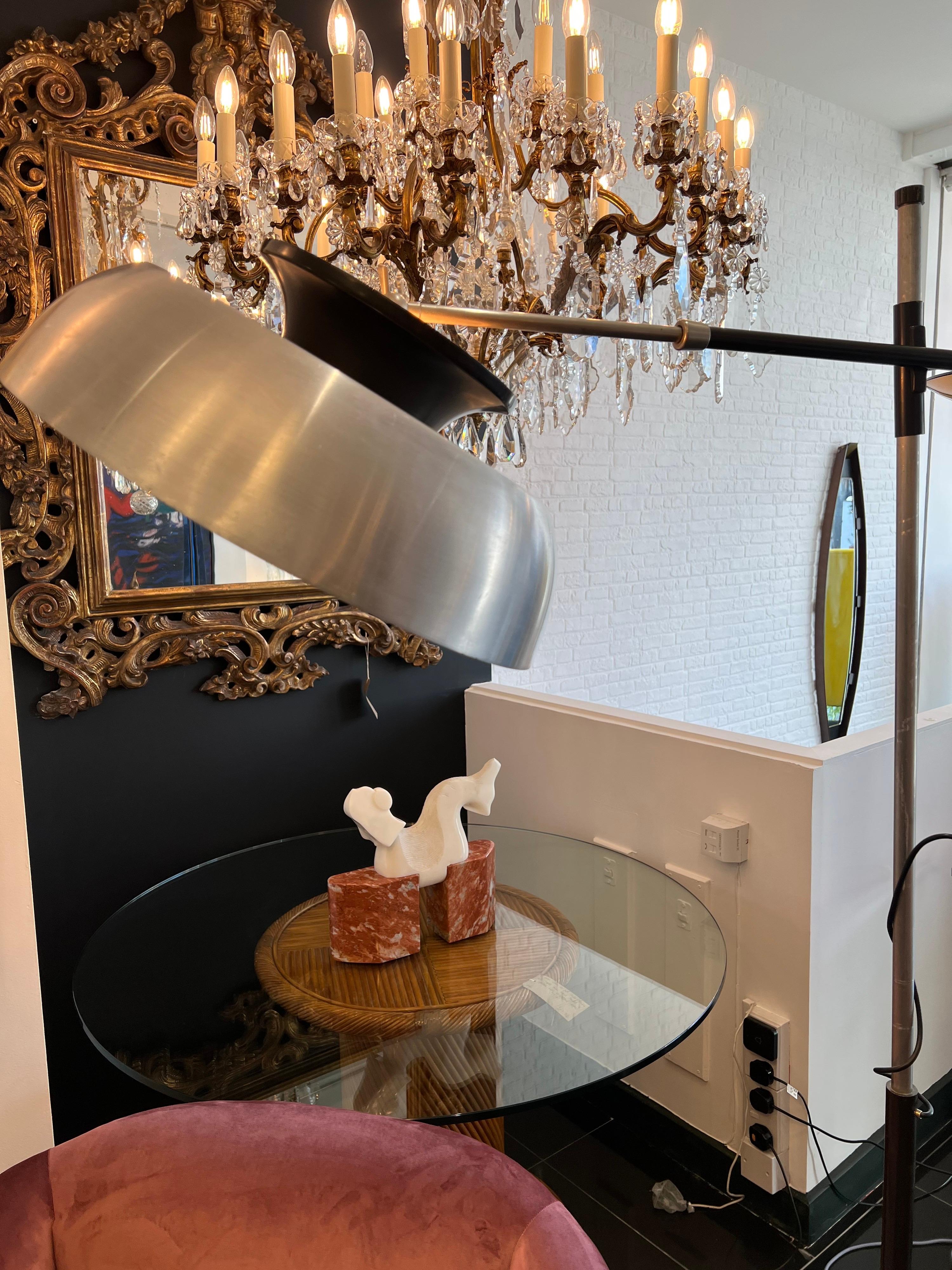 Rare lampadaire articulé Oscar Torlasco Bon état - En vente à London, GB