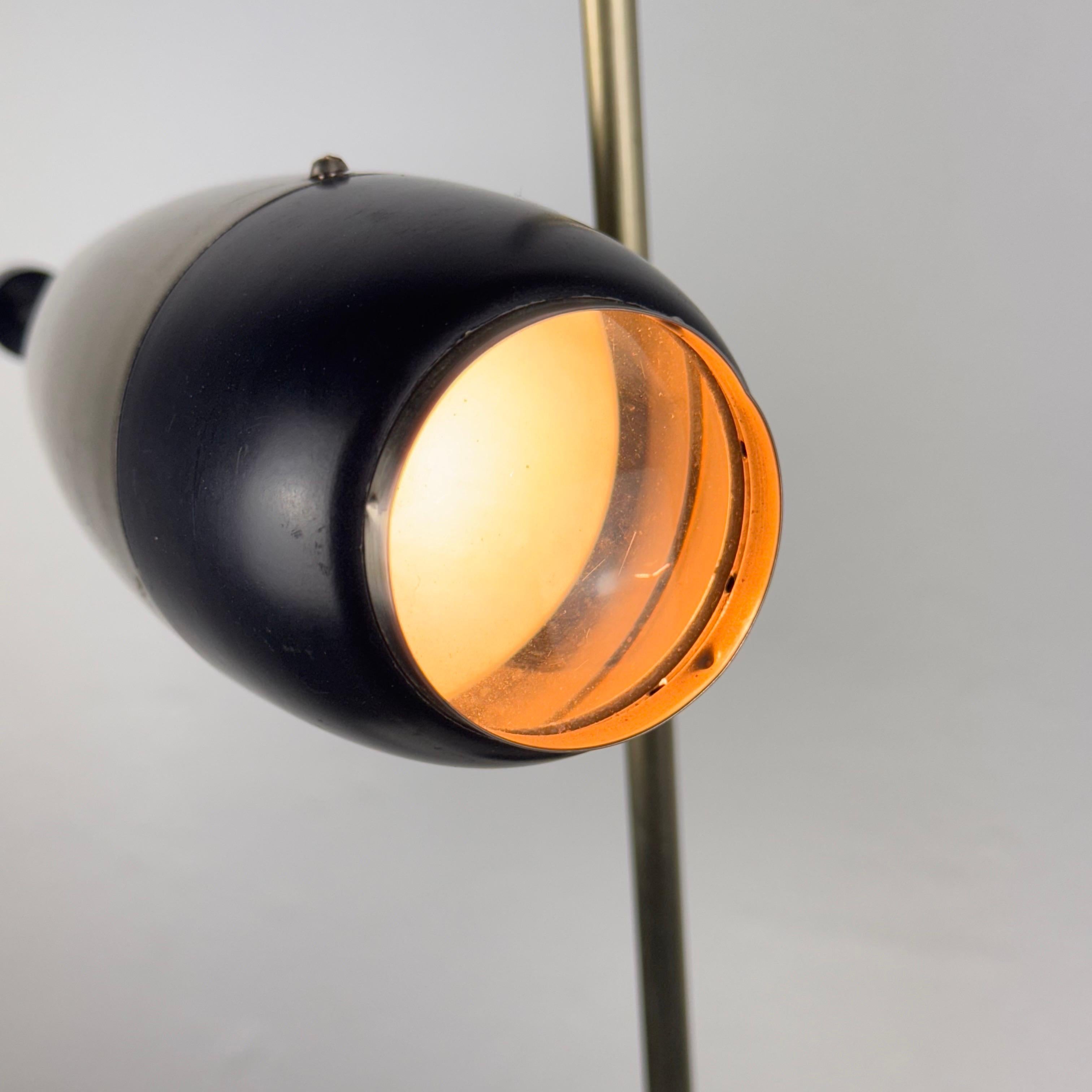 Seltene Oscar Torlasco Modell „577“ Tisch-/Schreibtischlampe von Lumi Mailand, 1950er Jahre, Labeled im Angebot 8