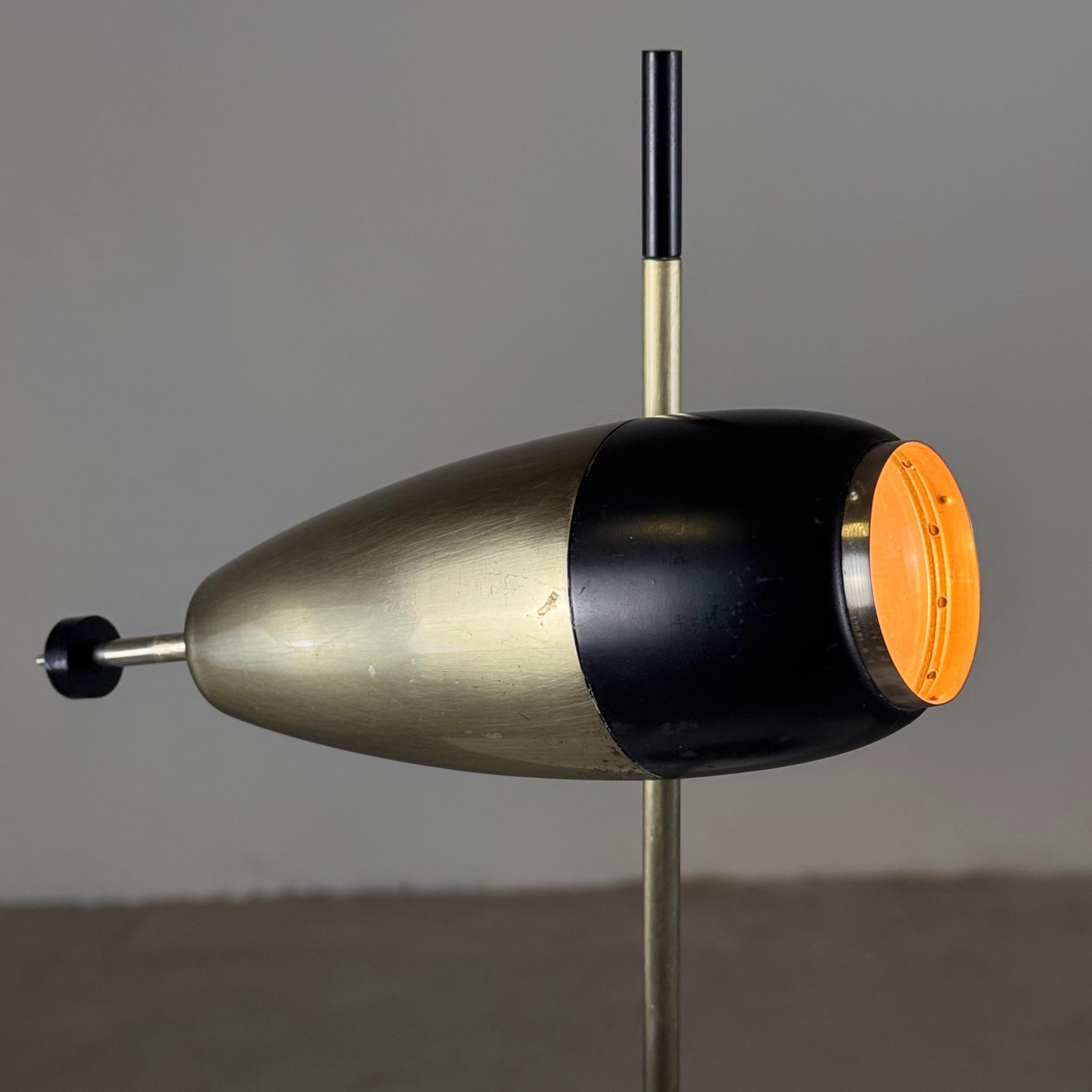 Seltene Oscar Torlasco Modell „577“ Tisch-/Schreibtischlampe von Lumi Mailand, 1950er Jahre, Labeled (Italienisch) im Angebot
