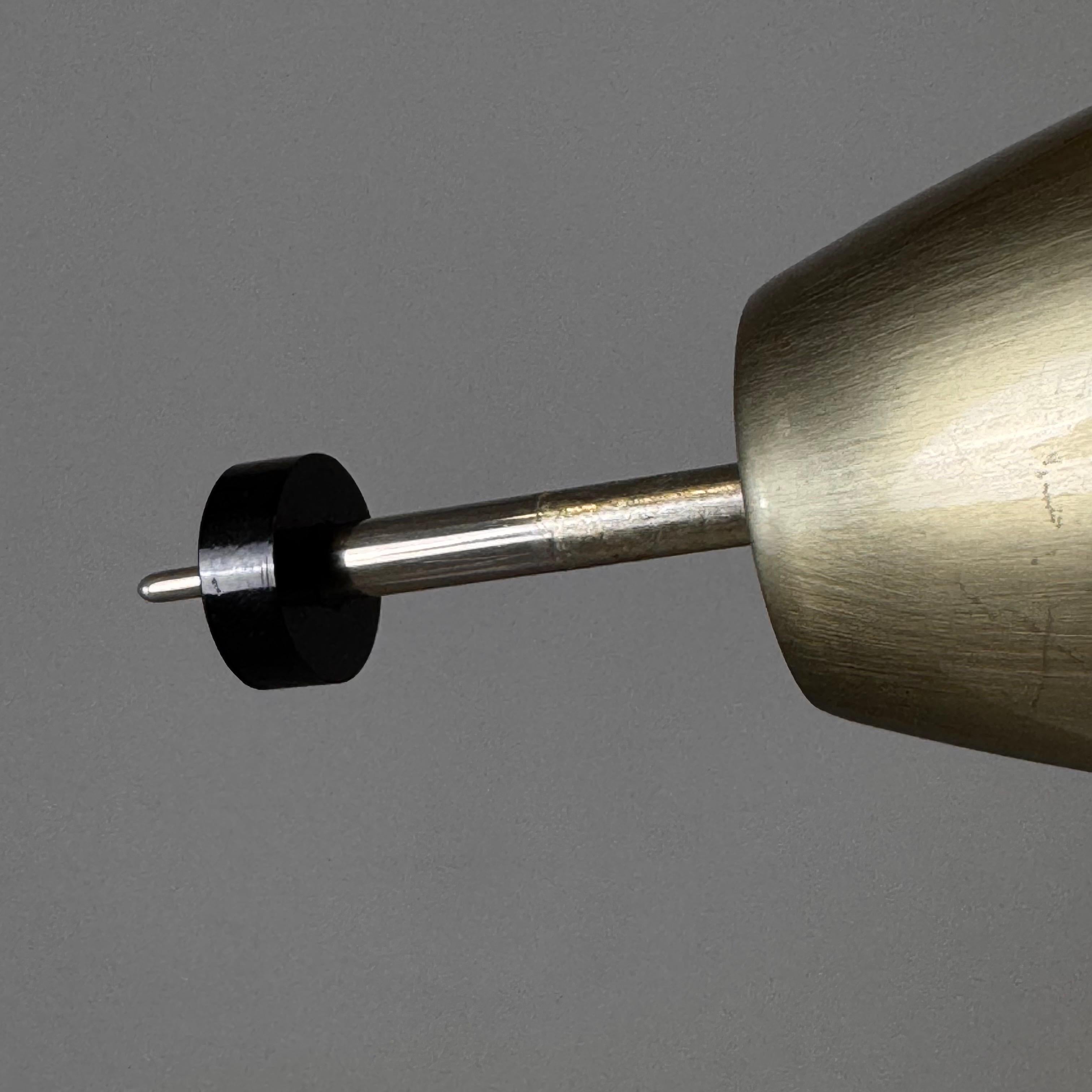 Seltene Oscar Torlasco Modell „577“ Tisch-/Schreibtischlampe von Lumi Mailand, 1950er Jahre, Labeled (Geschwärzt) im Angebot