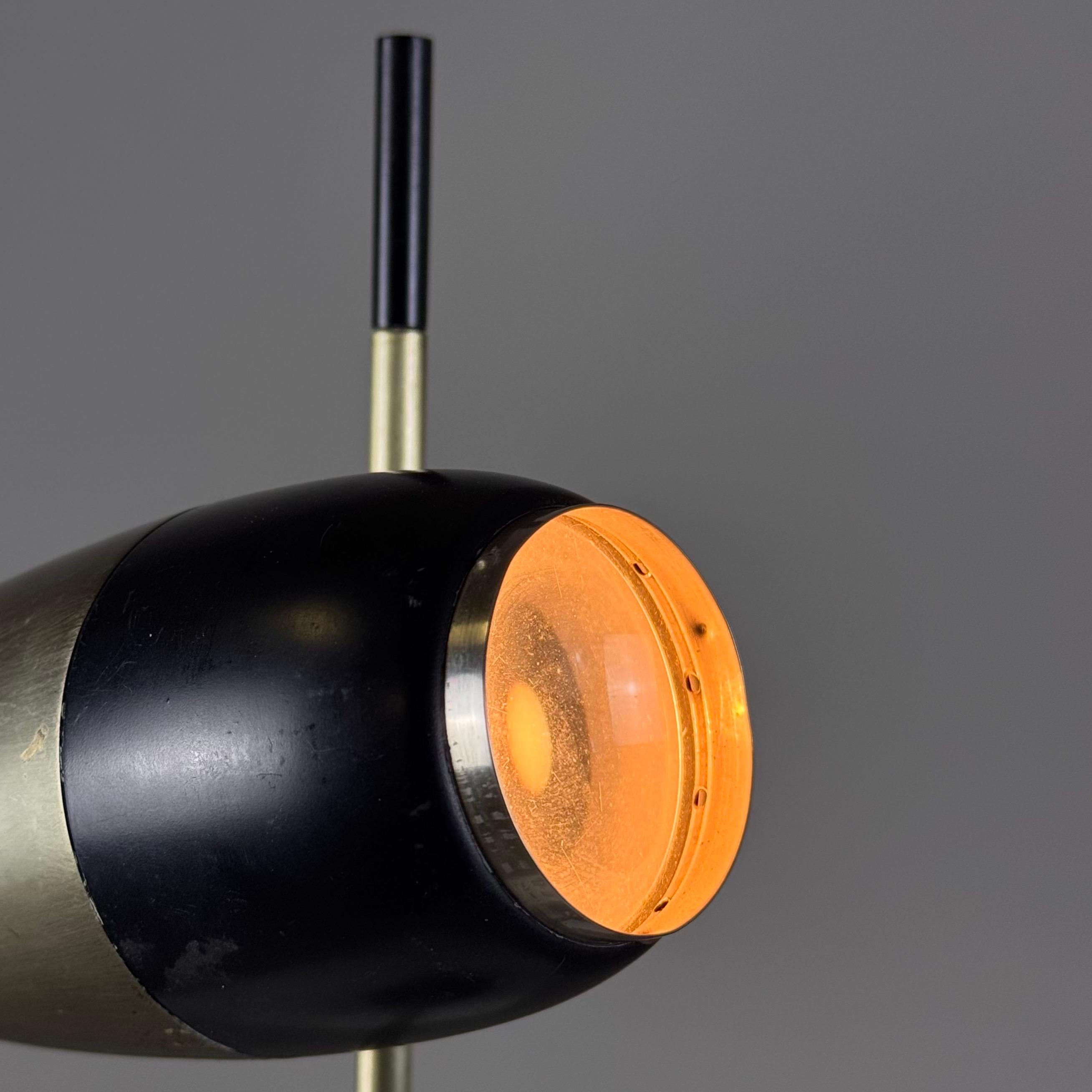 Seltene Oscar Torlasco Modell „577“ Tisch-/Schreibtischlampe von Lumi Mailand, 1950er Jahre, Labeled im Zustand „Gut“ im Angebot in Bagnolo Mella, Brescia