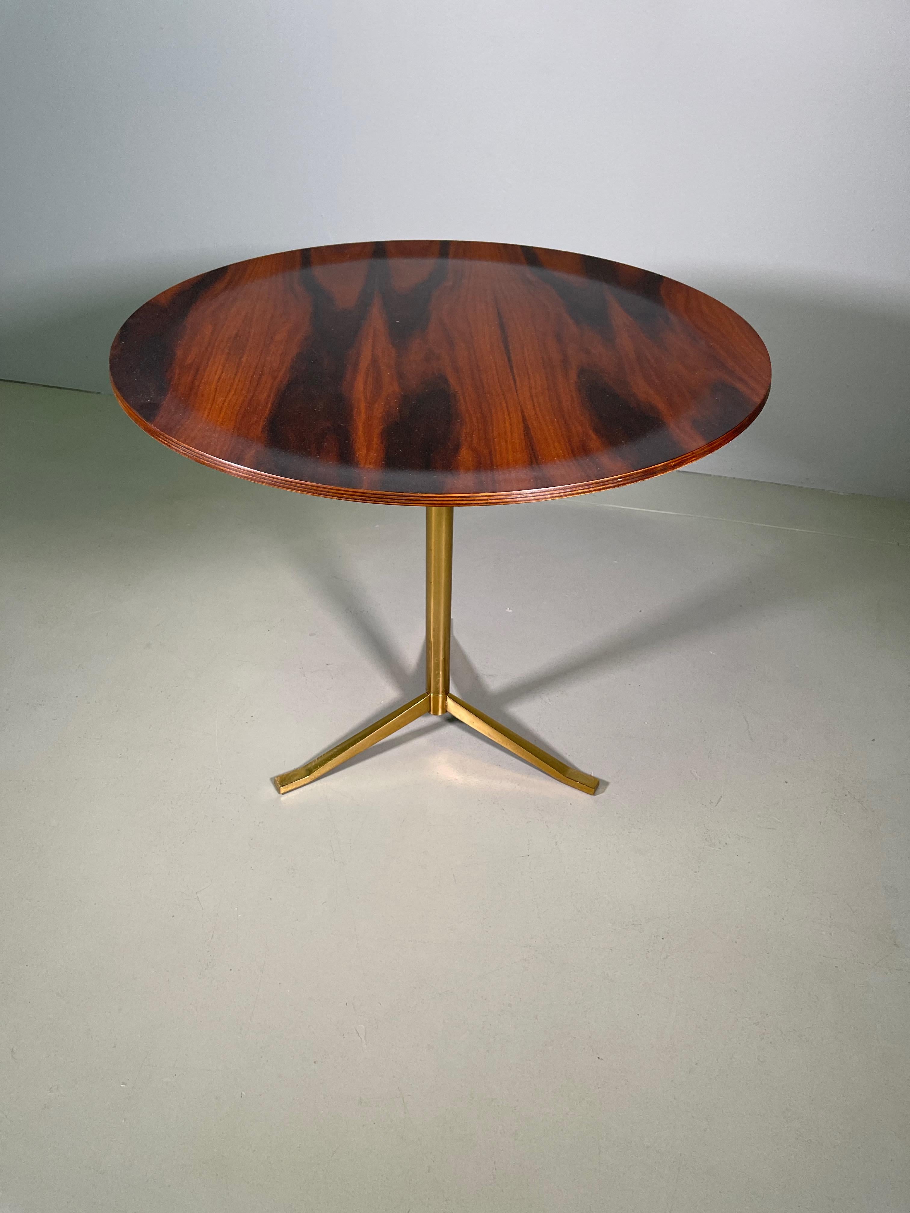 Rare Osvaldo Borsani Coffee Side Table Atelier Borsani Varedo Production For Sale 10