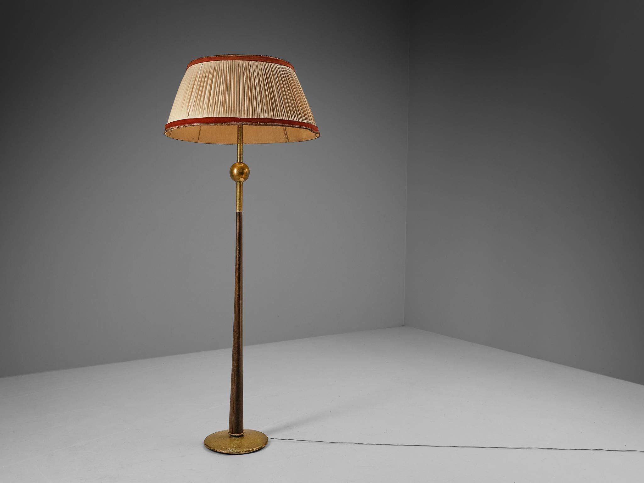 Rare Osvaldo Borsani Floor Lamp for ABV in Brass 4