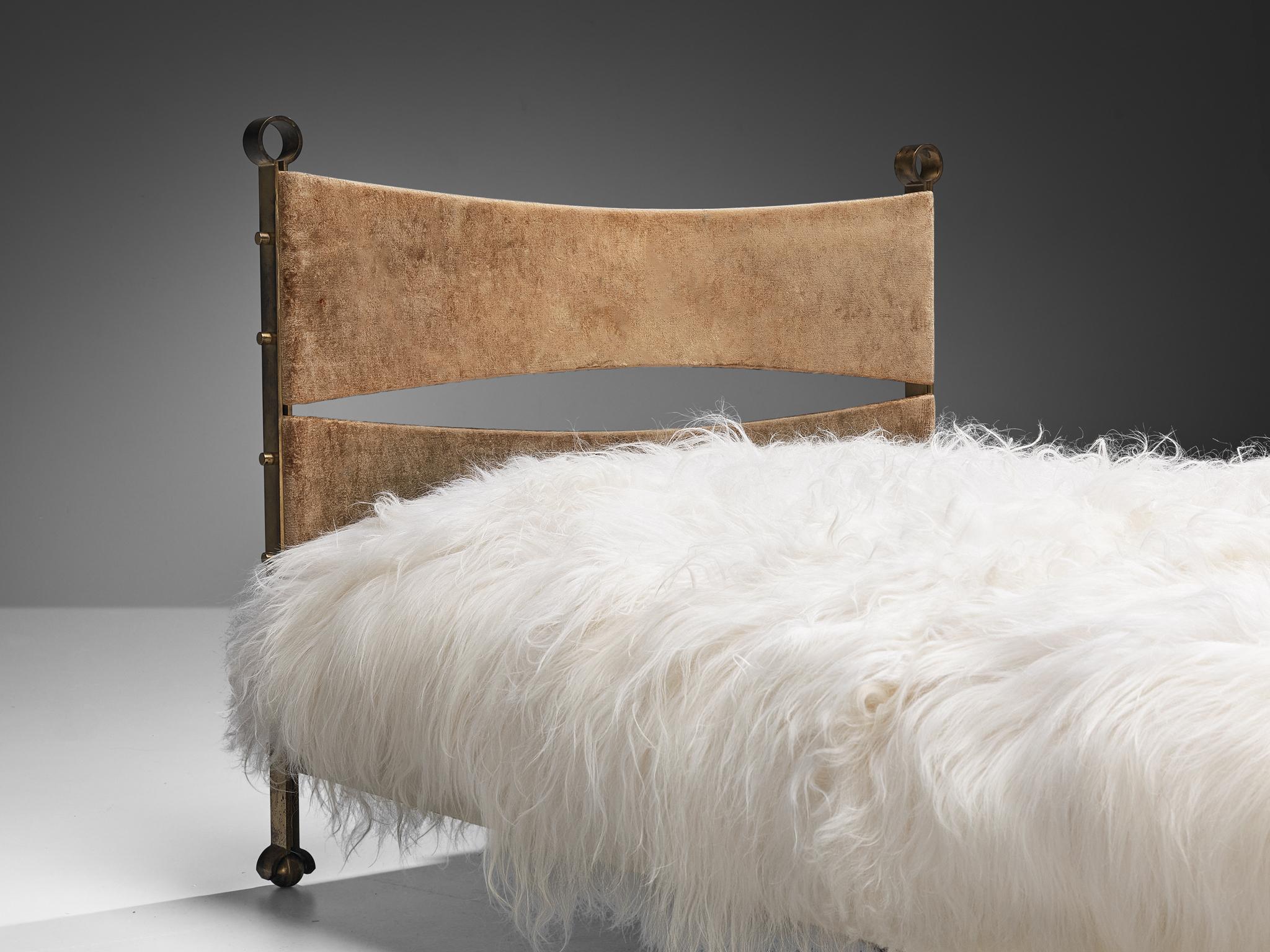 Rare Osvaldo Borsani Single Bed in Brass In Good Condition For Sale In Waalwijk, NL