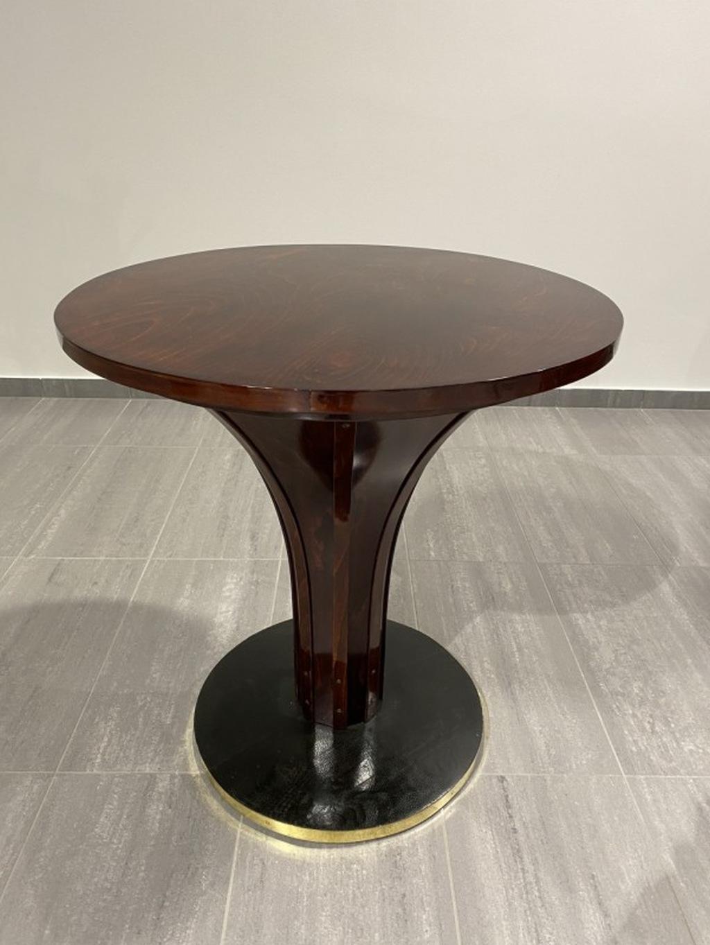 Vienna Secession Rare Otto Prutscher Vase Table No.8350 by Thonet For Sale