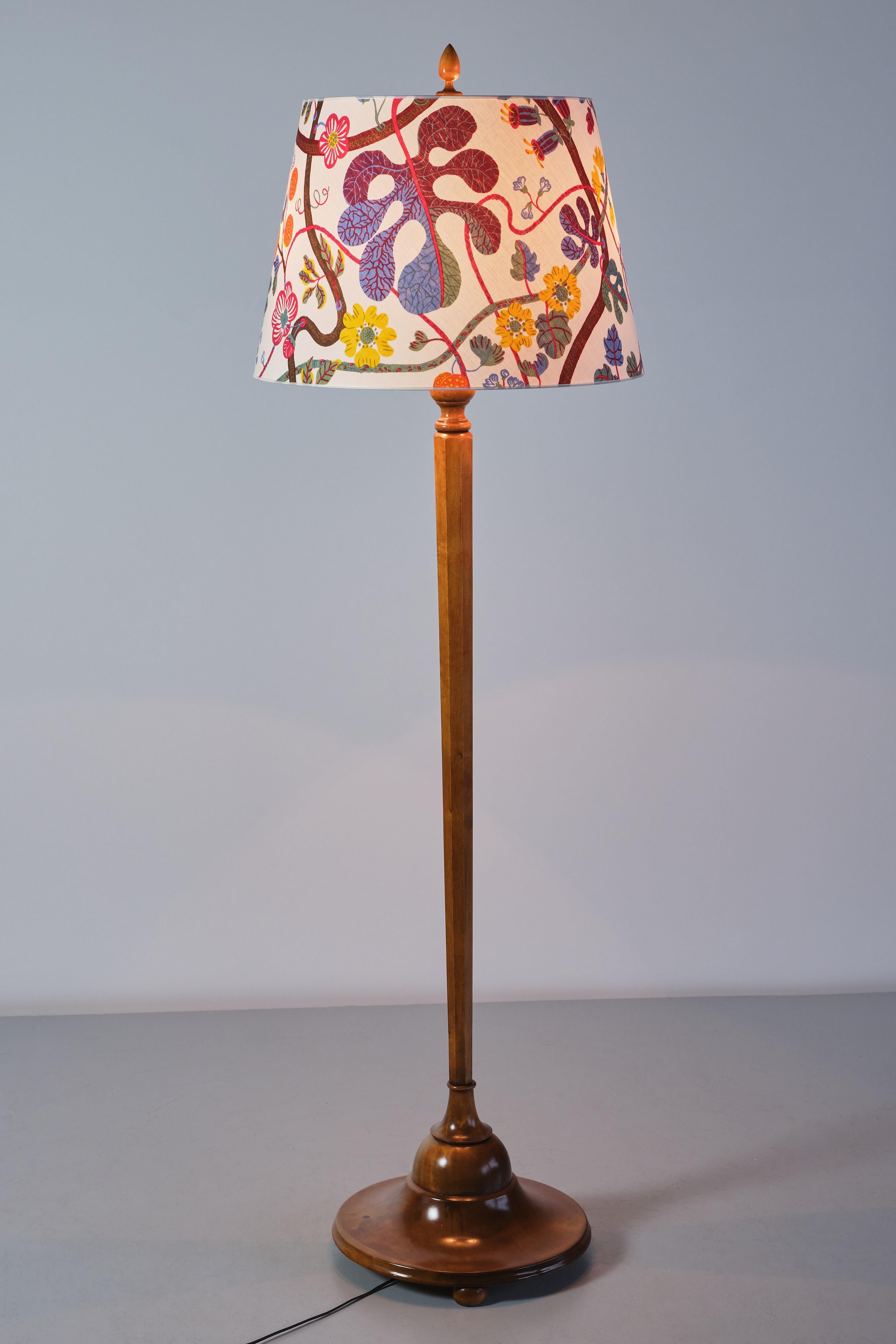 Early 20th Century Rare Otto Schulz Floor Lamp in Birch Wood, Josef Frank Shade, Boet, Sweden, 1928 For Sale
