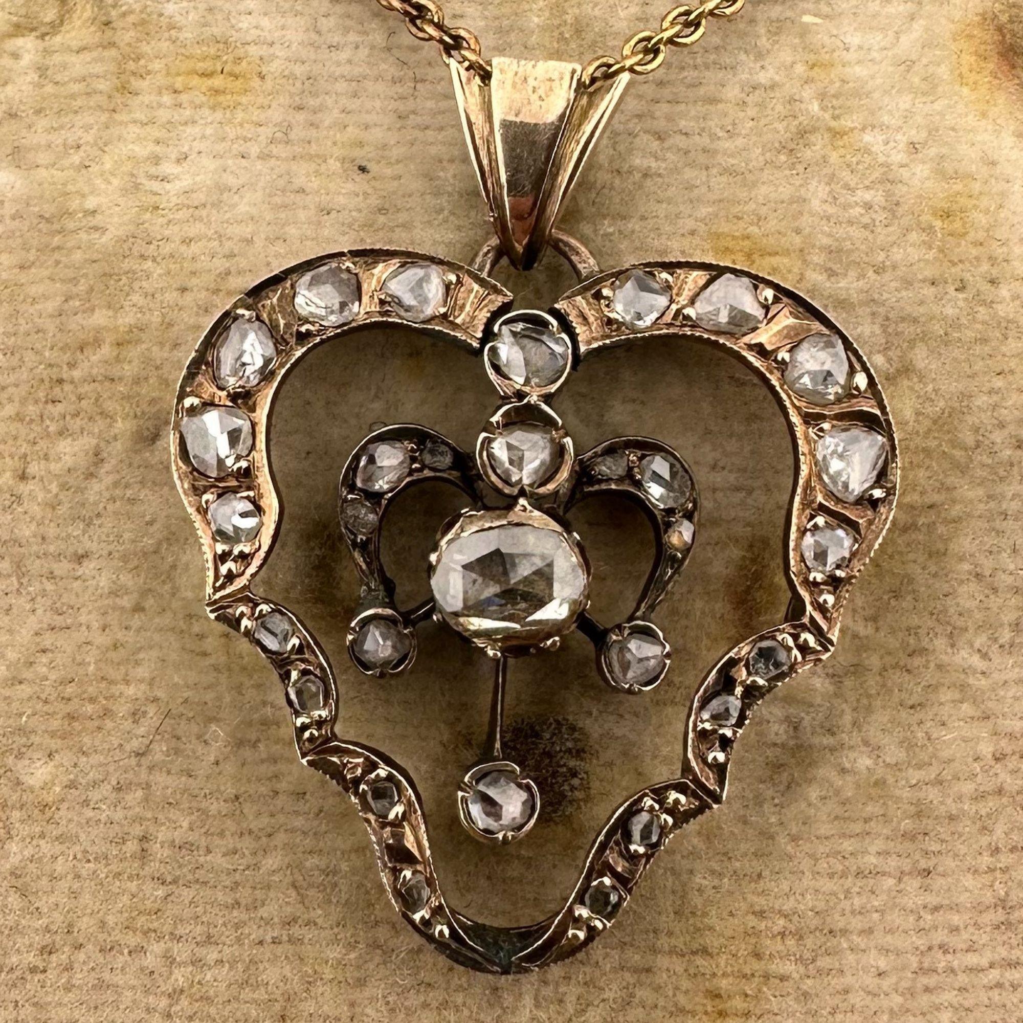 Taille vieille Europe Rare pendentif ottoman sans chaîne - 3,80 g or 14 carats avec diamants 0,80 carat en vente