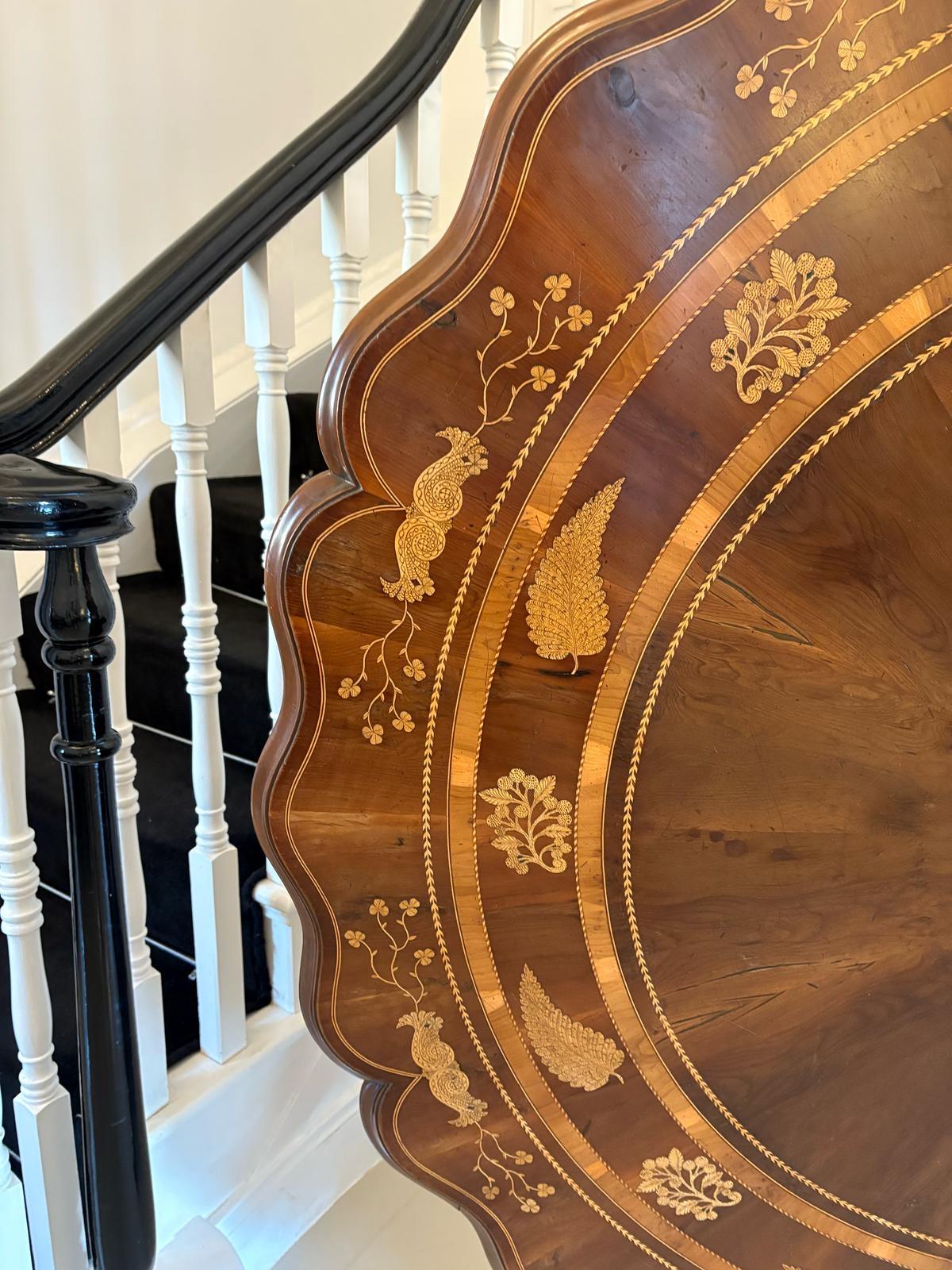 Table centrale irlandaise Killarney incrustée en bois d'if ancien de qualité exceptionnelle en vente 11