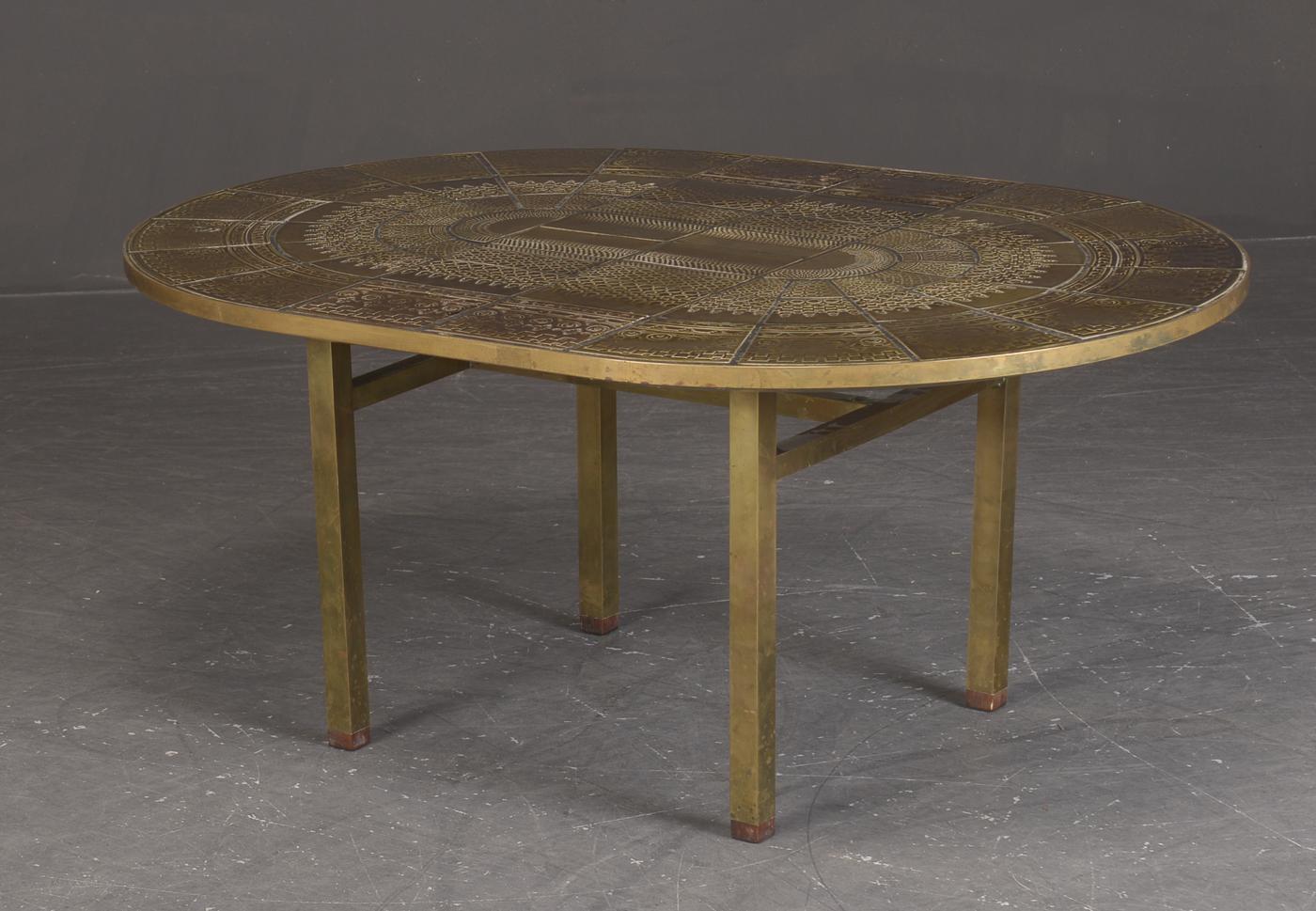 20ième siècle  Bjorn Wiinblad Rare table ovale en céramique  Carreaux de faïence et laiton faits à la main Suède 1960 en vente