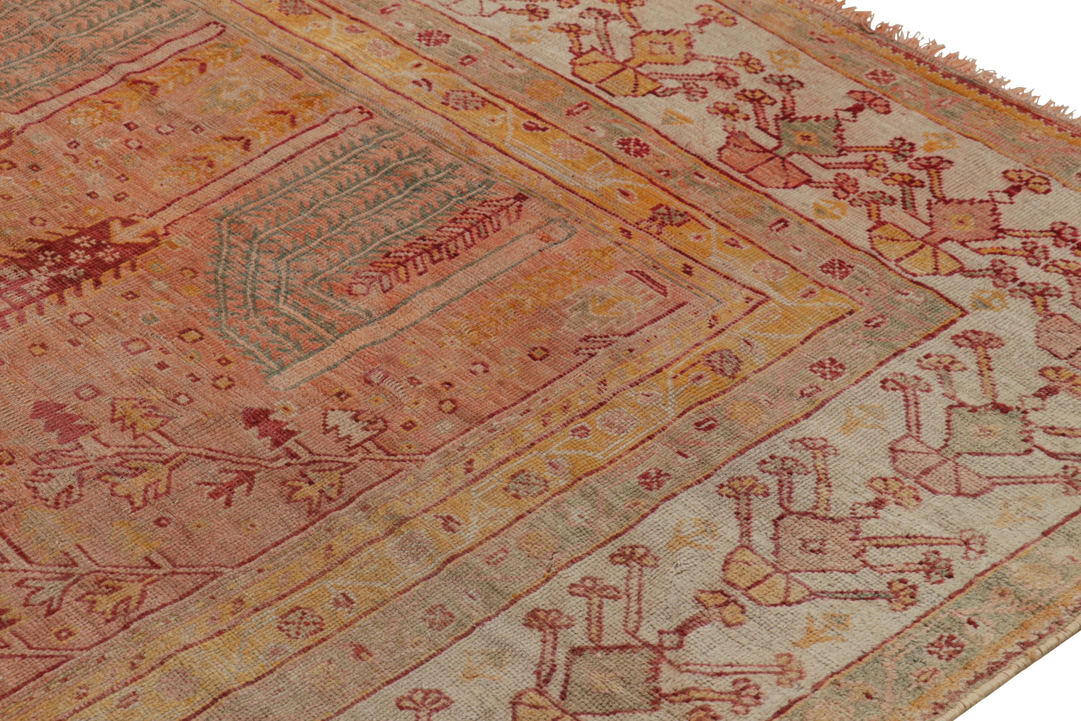 Rara alfombra antigua Oushak de gran tamaño, terracota con motivos florales - Rug & Kilim principios del siglo XX en venta