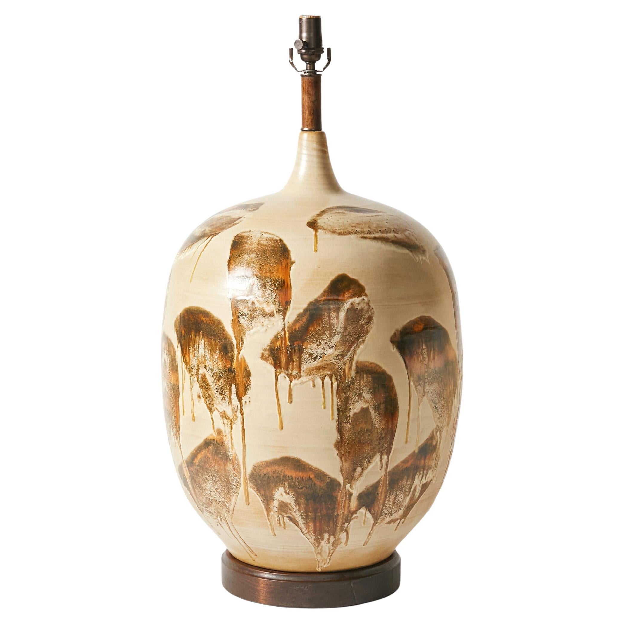 Seltene übergroße Keramik-Tischlampe aus der Mitte des Jahrhunderts