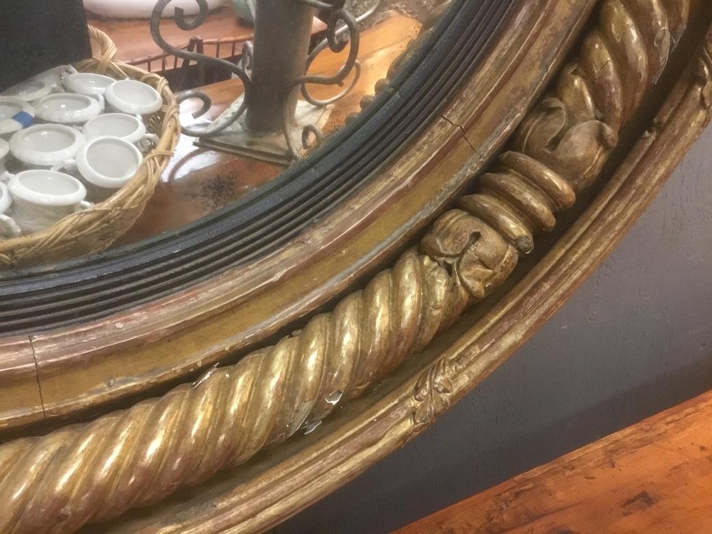 Georgian Rare Oversized  Classical Regency Gilt Wood Convex Mirror, circa 1815