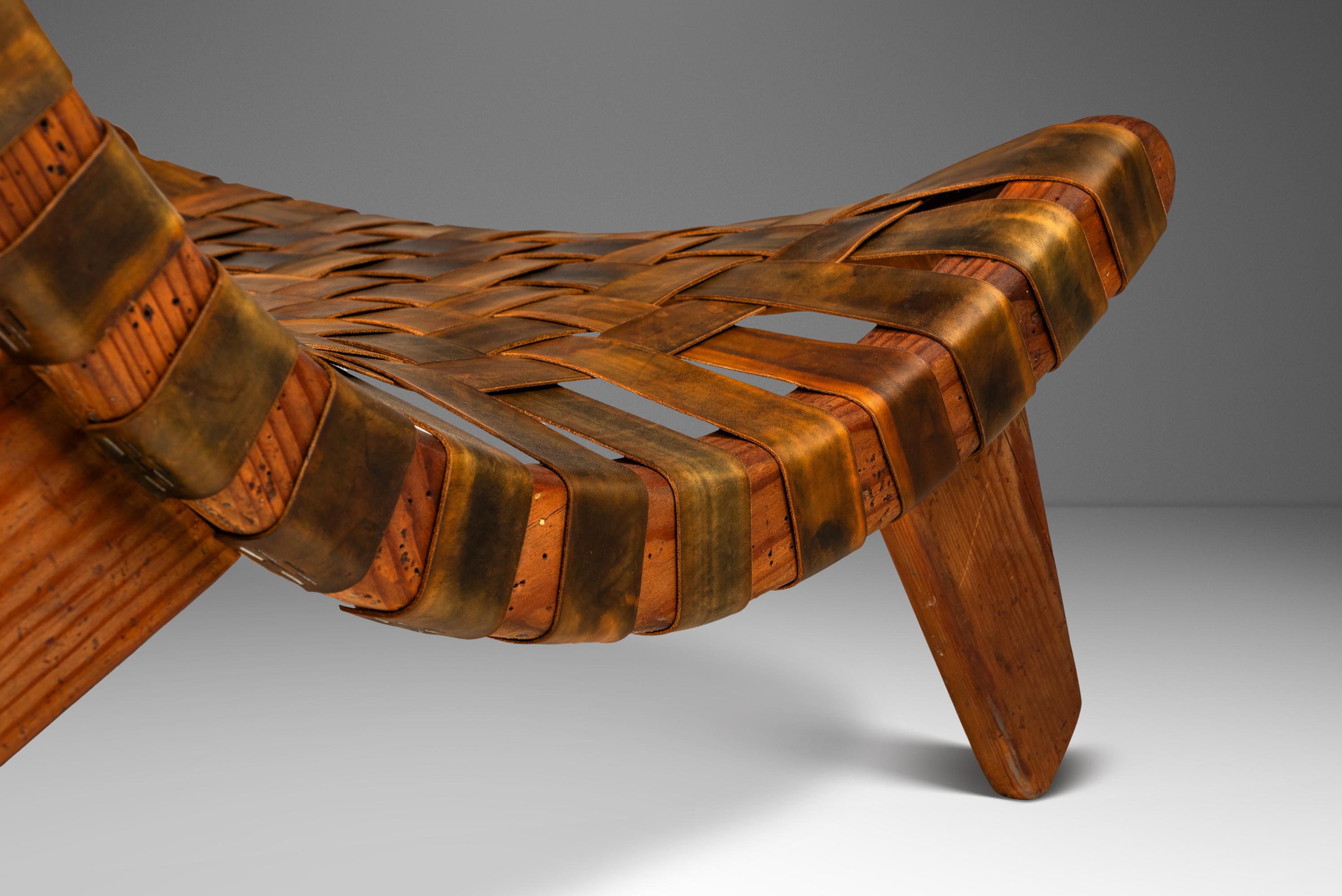 Rare chaise Scoop surdimensionnée d'après José Zanine Caldas, Mòveis Artísticos Z, années 1950 en vente 4