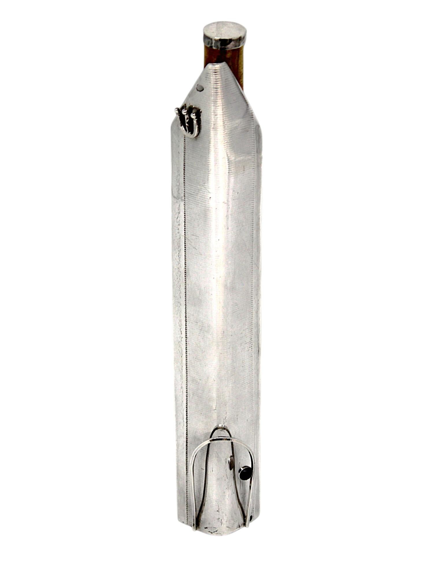 Americano Rara Mezuzah oversize in argento e ottone di Pica e Joan Adria Kahn (1994) in vendita