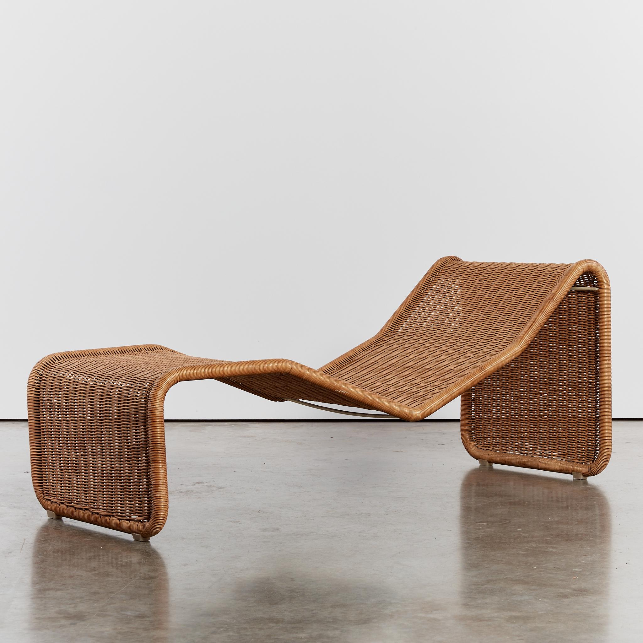 Rare rattan P3 chaise lounge by Italian designer Tito Agnoli for Bonacina. This piece is in excellent condition for it's age, with the rattan retaining the warm tan hues and no breakages.

Designer: Tito Agnoli

Model: P3

Year: 1962

Material: