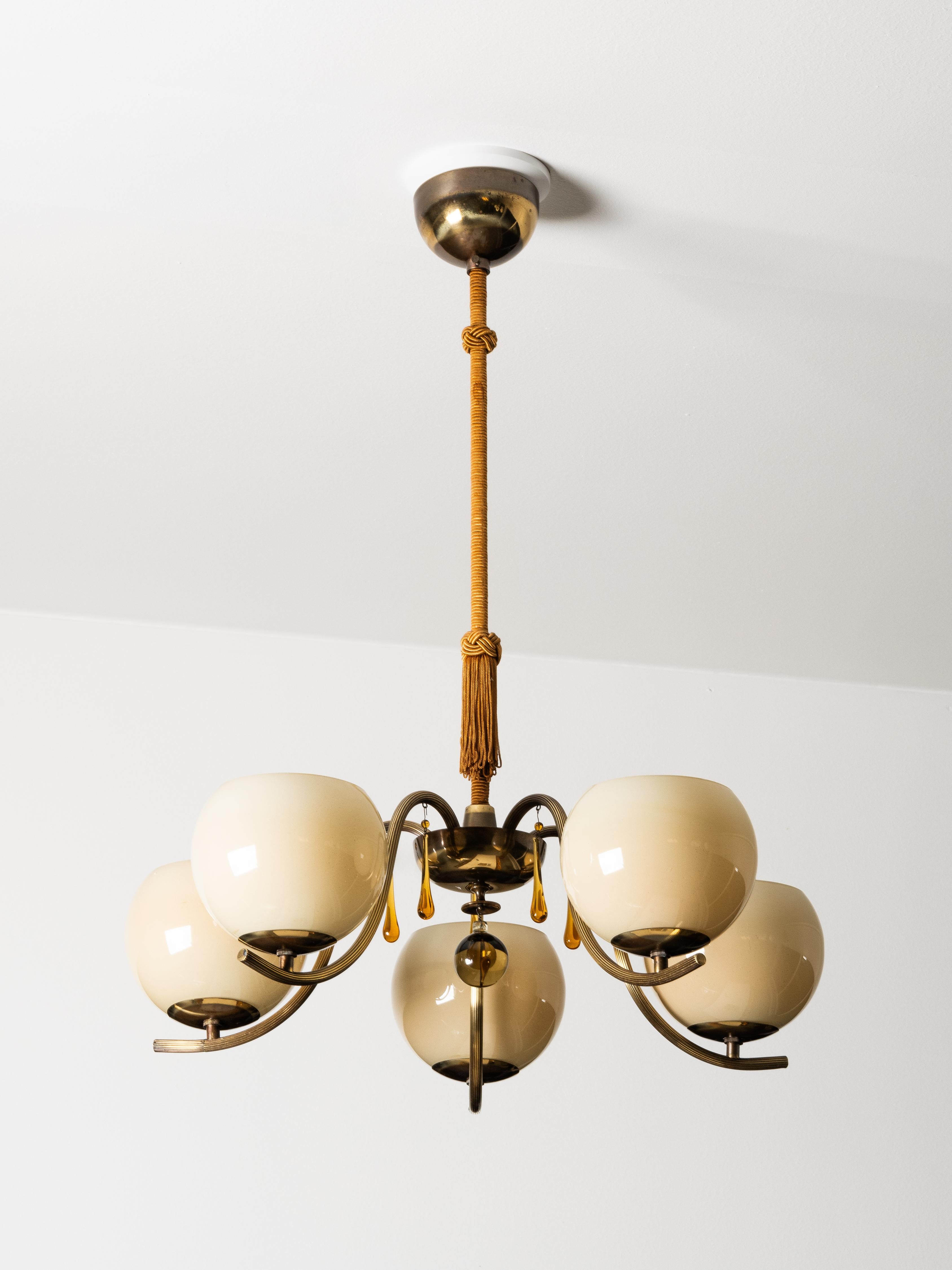 Rare Paavo Tynell Chandelier Model 1456/5 for Taito Oy, Finland, 1930s en venta 1