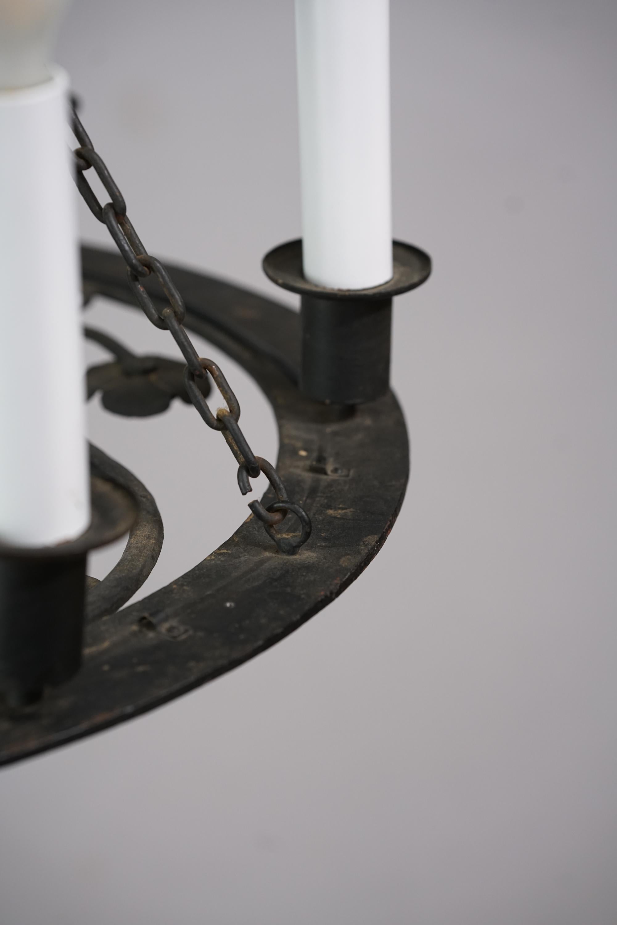 Rara lámpara de araña de hierro Paavo Tynell Model 1927 para Taito Oy, años 30 mediados del siglo XX en venta