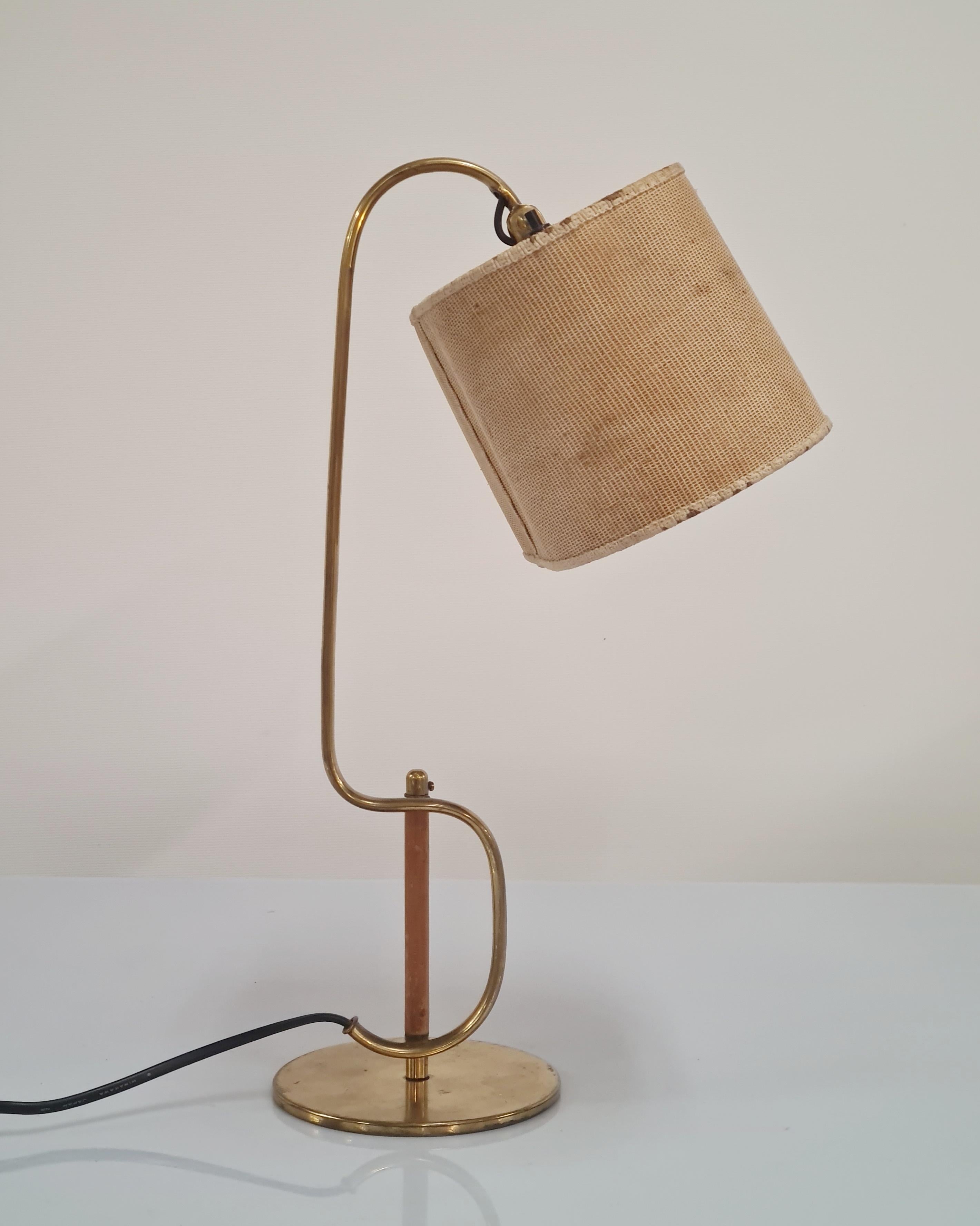Rare lampe de bureau « S » de Paavo Tynell, modèle 9202, Taito, années 1940 en vente 5