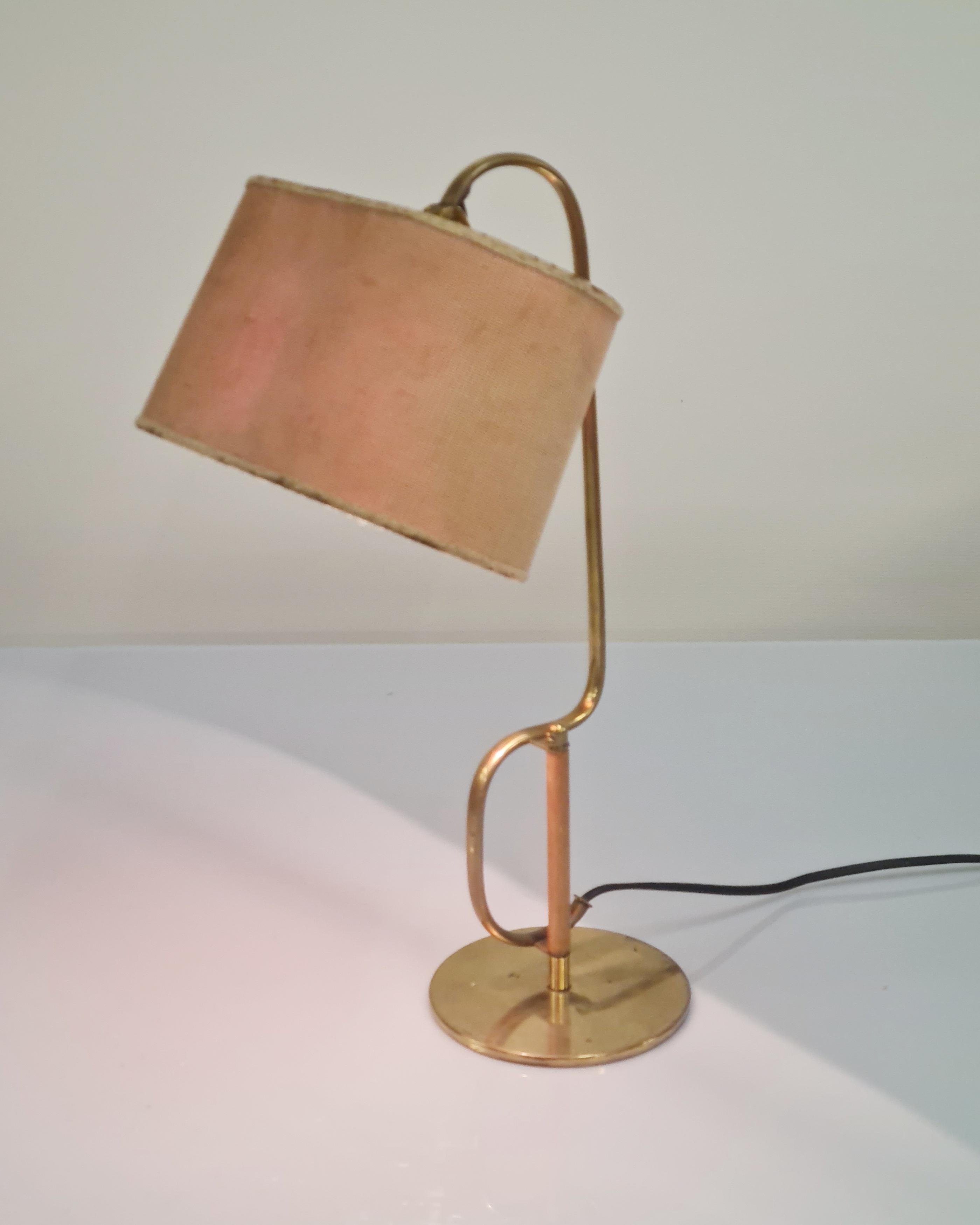 Scandinave moderne Rare lampe de bureau « S » de Paavo Tynell, modèle 9202, Taito, années 1940 en vente