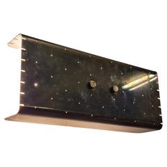 Rare lampe murale Paavo Tynell modèle 10331, laiton perforé, Idman années 1950
