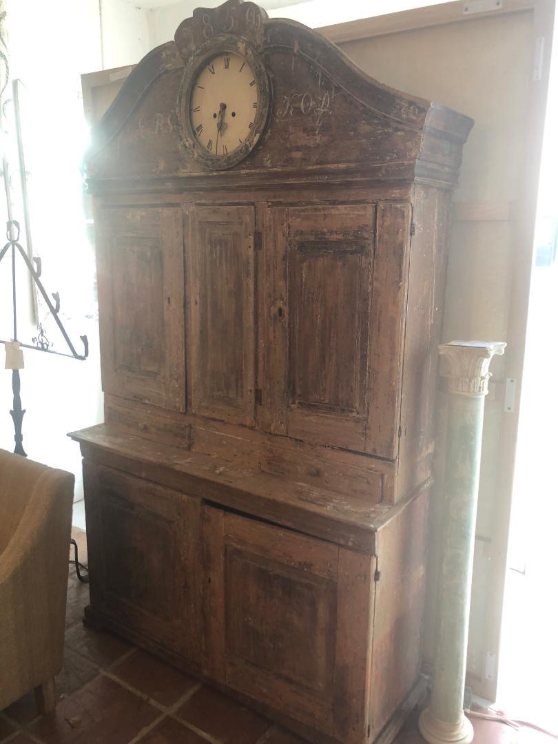 Rare Painted and Scraped Faux Grain Gustavian Clock Cabinet For Sale 5