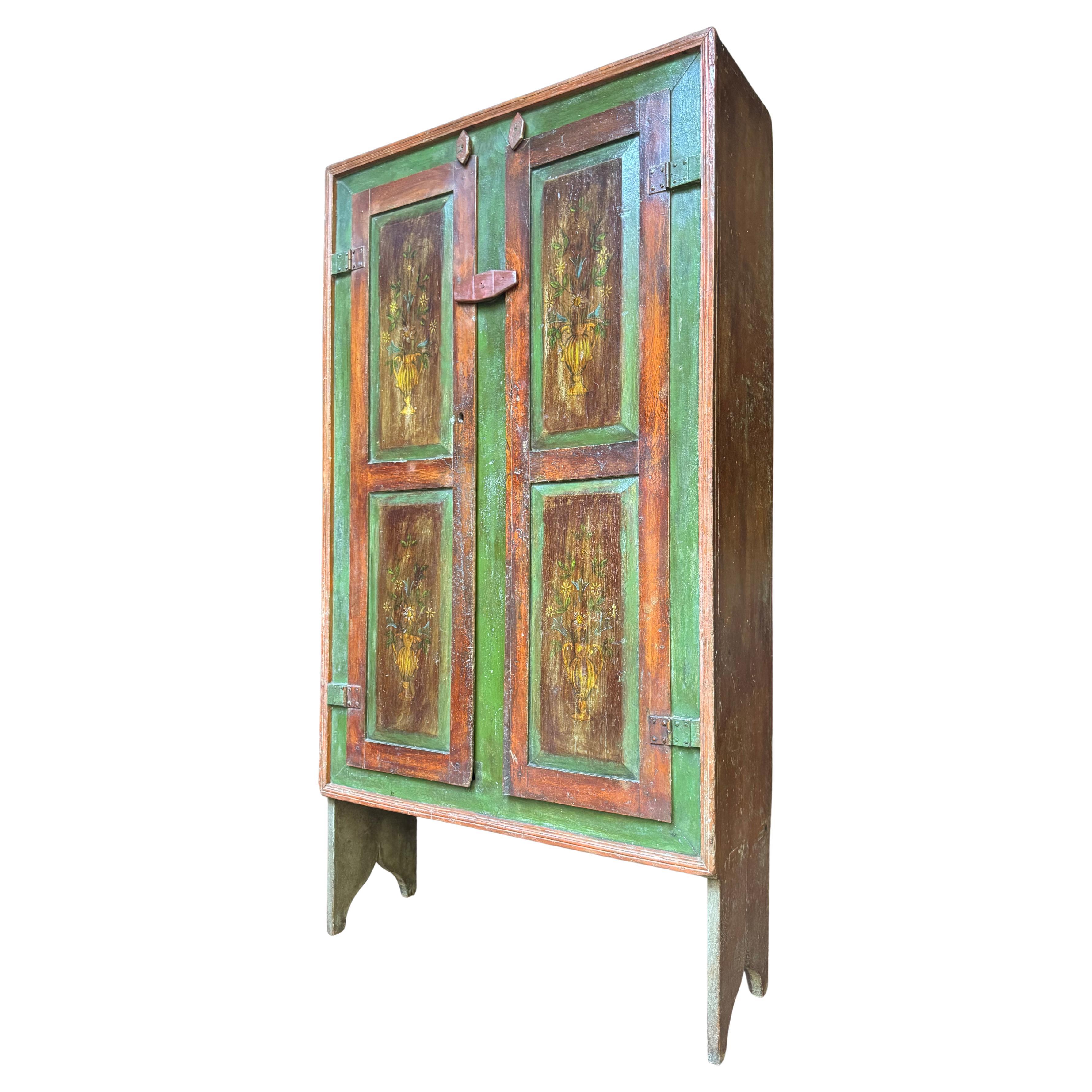 Raro armario pintado de Minas Gerais de principios del siglo XIX - Una joya vernácula Otro en venta