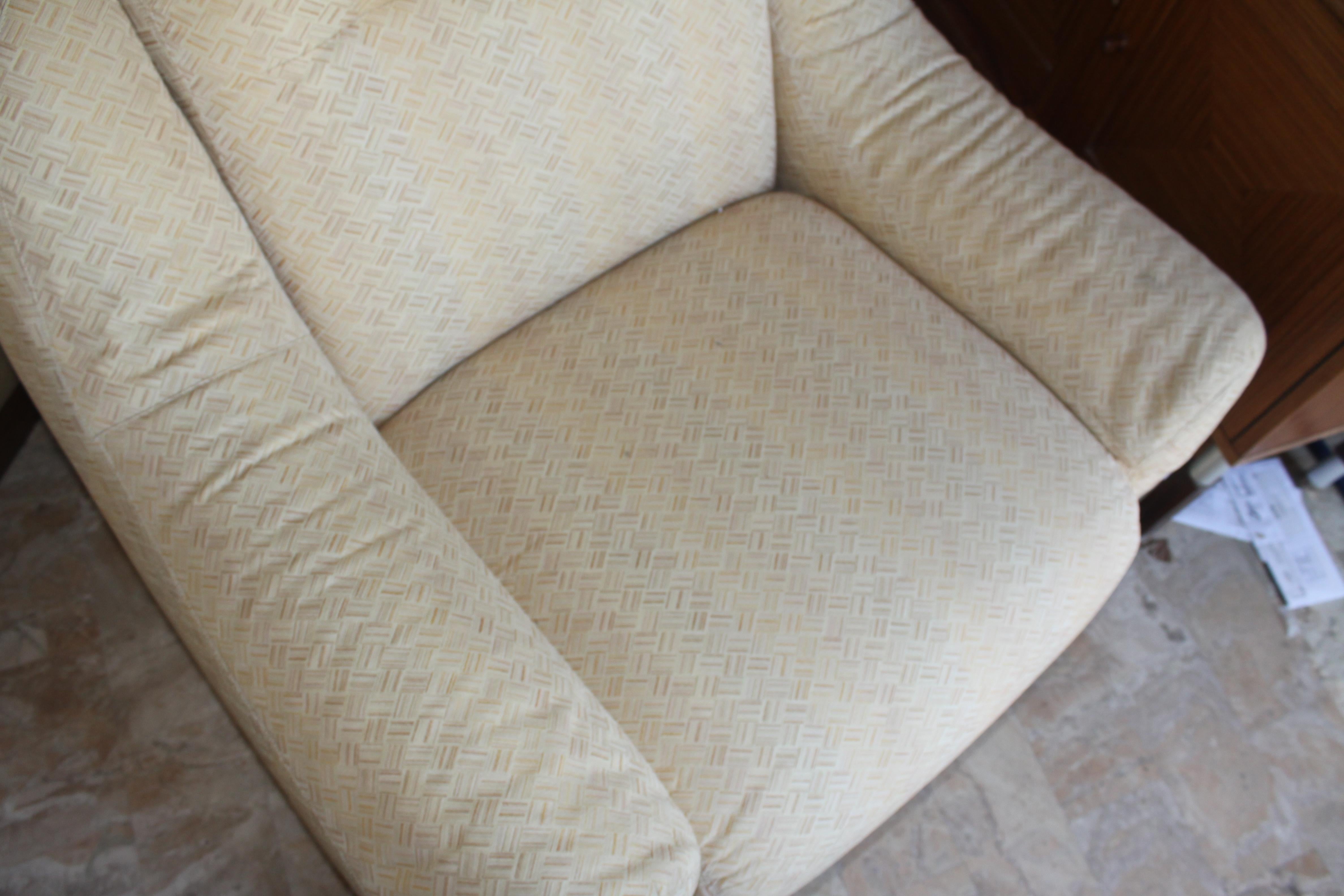 Early 20th Century rare pair armchairs 1930 italian futurist with original and perfect  upholstery For Sale