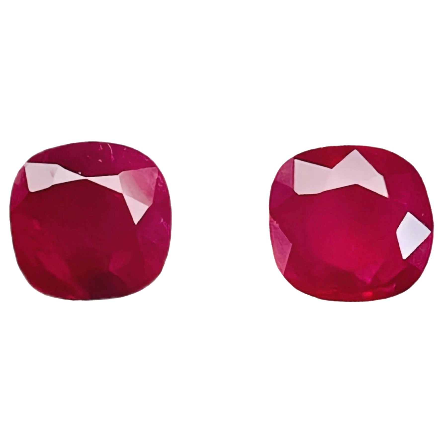 Rare pair 2.06ct burma ruby unheated pigeon blood color GIA AIGS certificate  For Sale