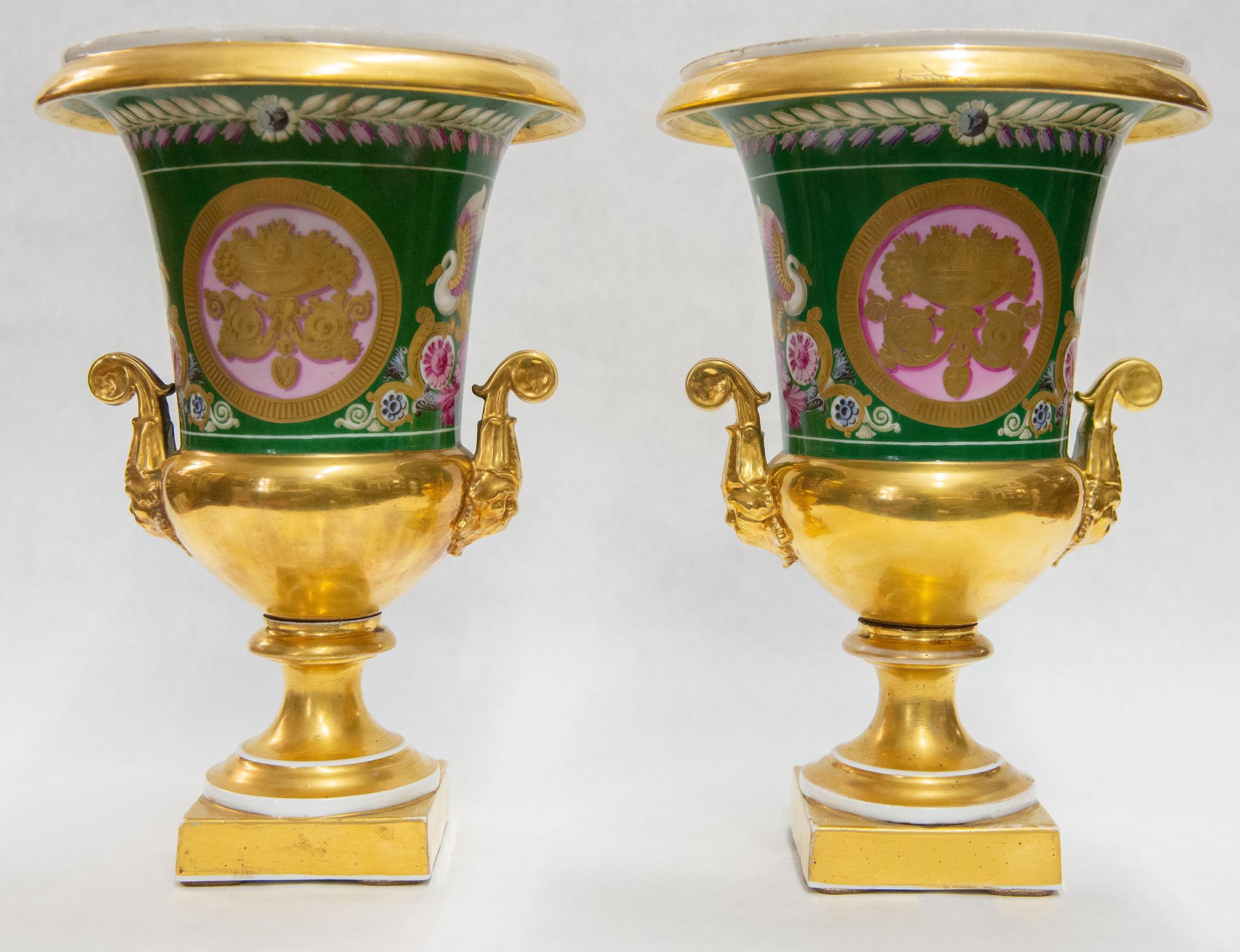 Rare pair of Sèvres golden vases, beginning 19th century, original without bronze - Hand painted - 
Also told 