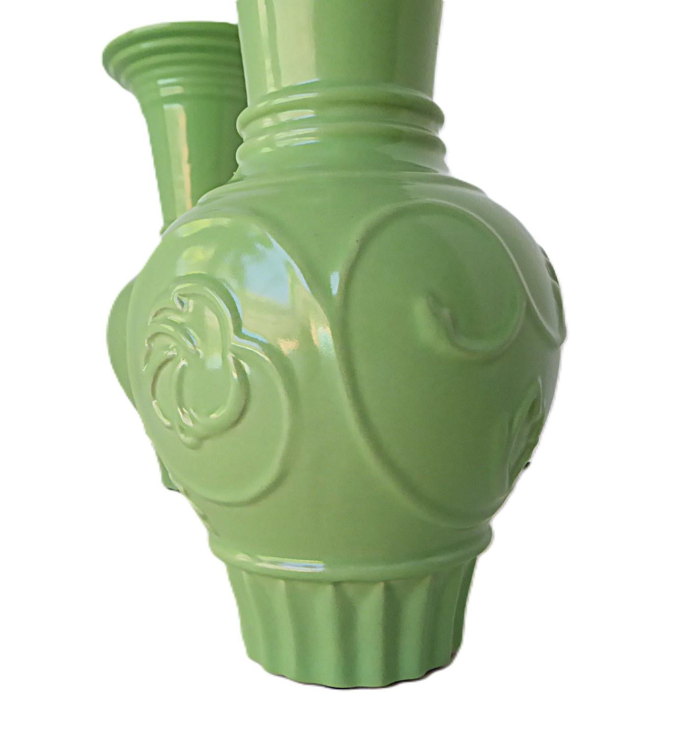 Seltenes Paar Art Deco TAC Trenton Art China Asiatisch inspirierte Keramikvasen, Art déco (Mitte des 20. Jahrhunderts) im Angebot