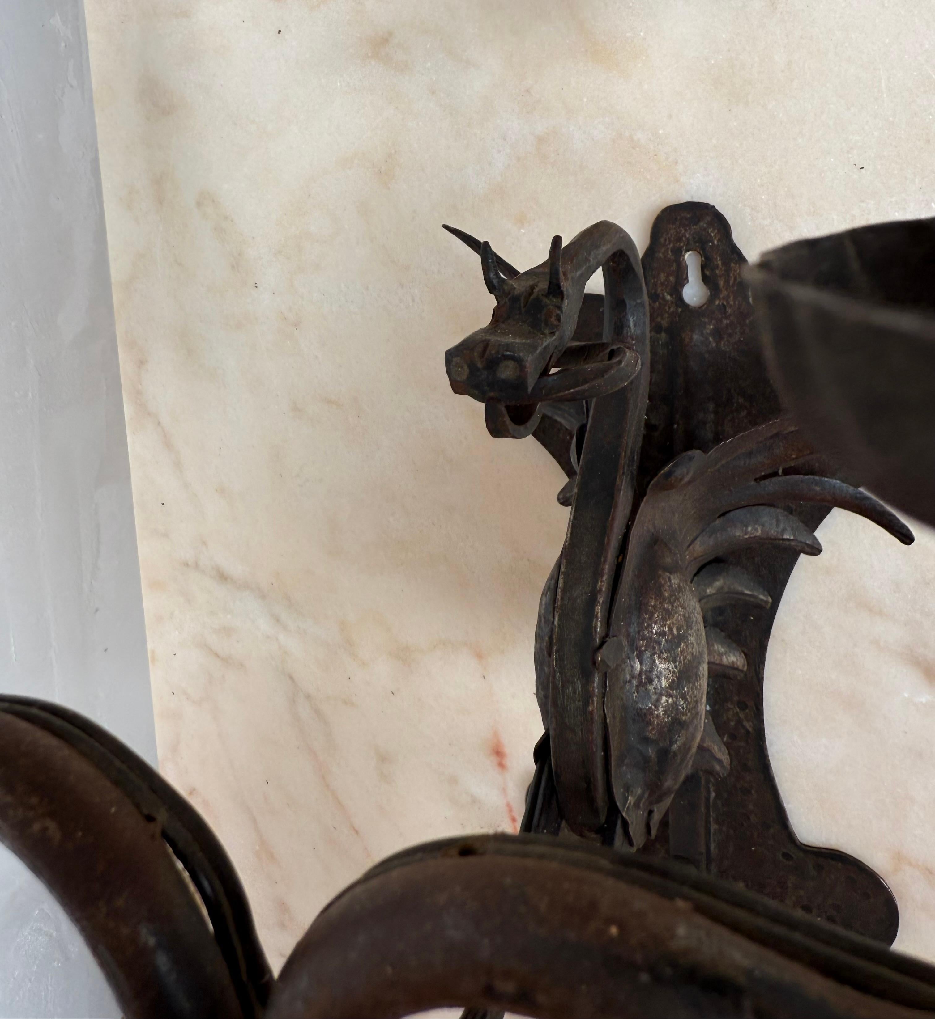 Rare Pair Artistic Design Hand Crafted Wrought Iron Dragon Wall Sconce Light in vendita 6