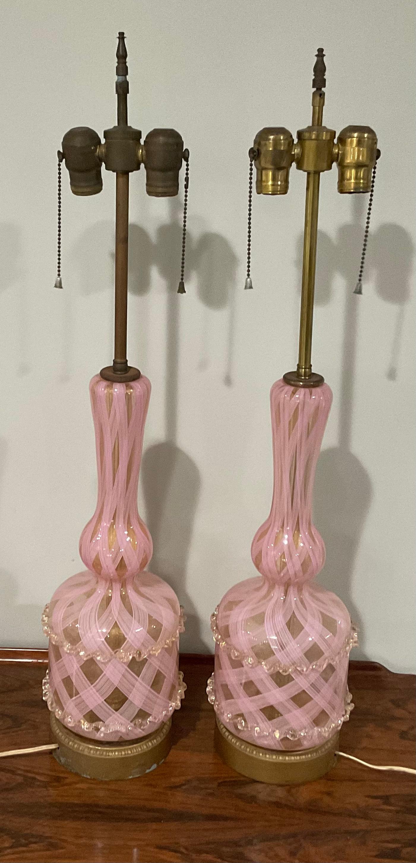 Mid-20th Century Rare Pair Barovier and Toso Murano Pair Lamps in Pink and Gold Ercole Barovier For Sale