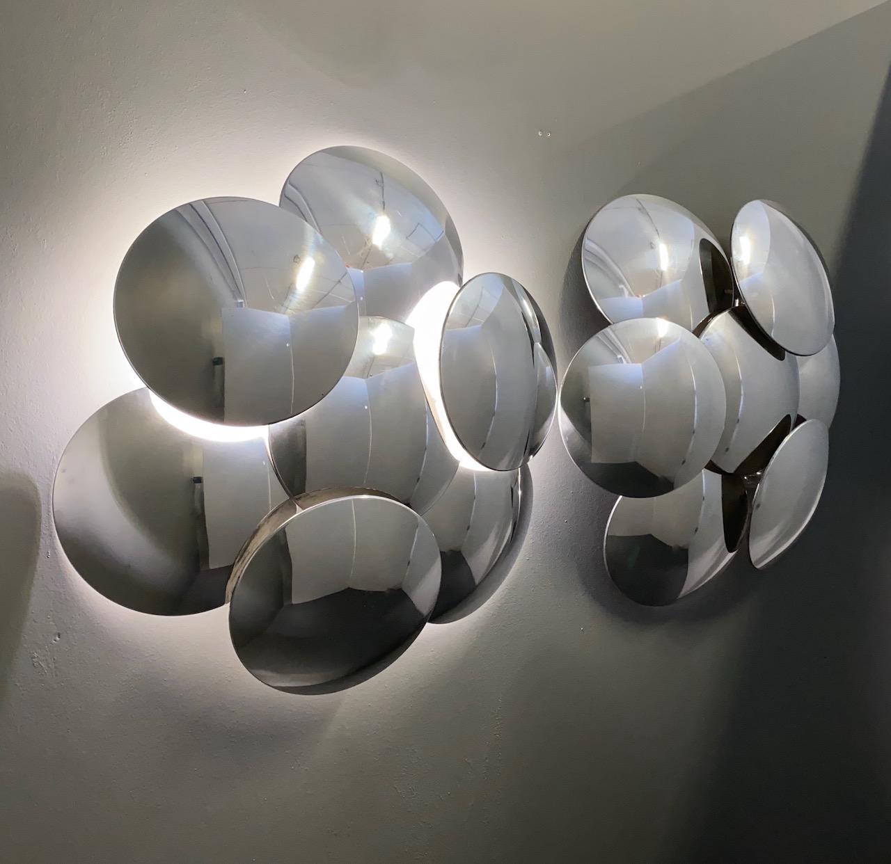 Rare Pair Big Reggiani Seven Convex Disc Wall Sconce, 1970s, Italy, Whit Label For Sale 5