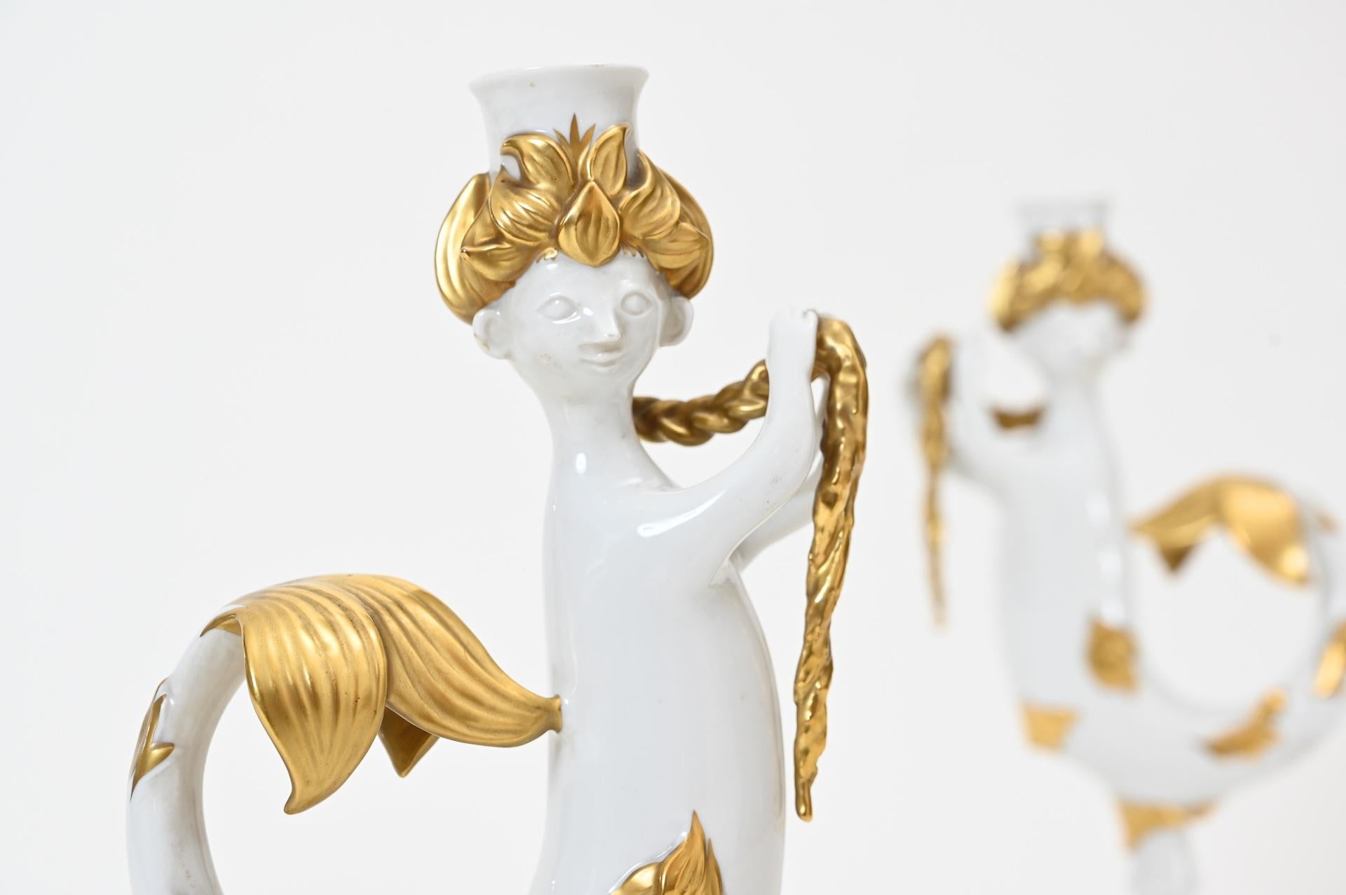 Fine XX secolo Rara coppia di candelieri a sirena in ceramica di Bjorn Wiinblad in vendita