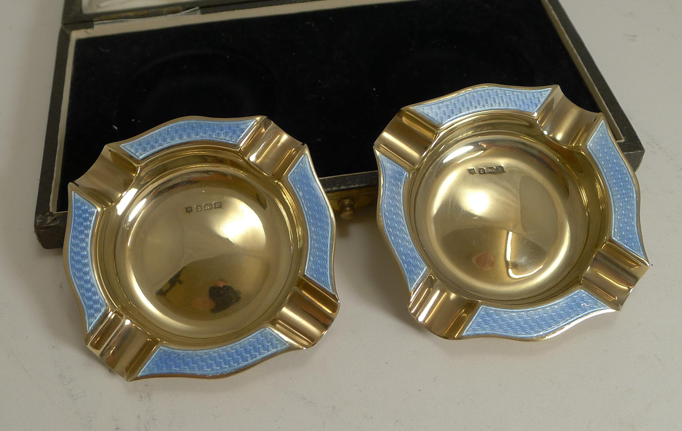 Rare Pair of Cased Silver Gilt and Blue Guilloche Enamel Ashtrays, 1929 1