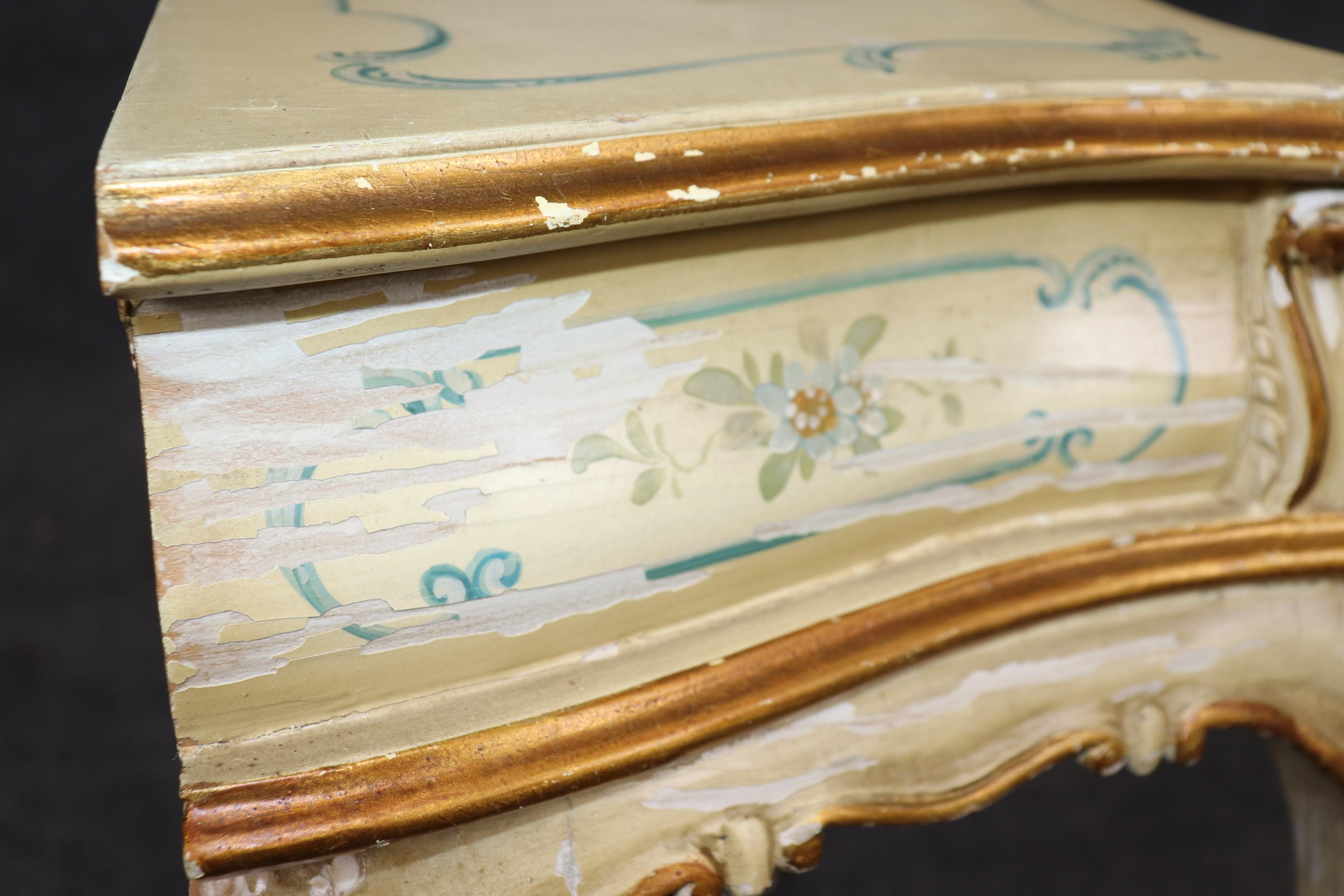 Rare Pair Distressed Paint Decorated Venetian Italian Nightstands Circa 1920s For Sale 3