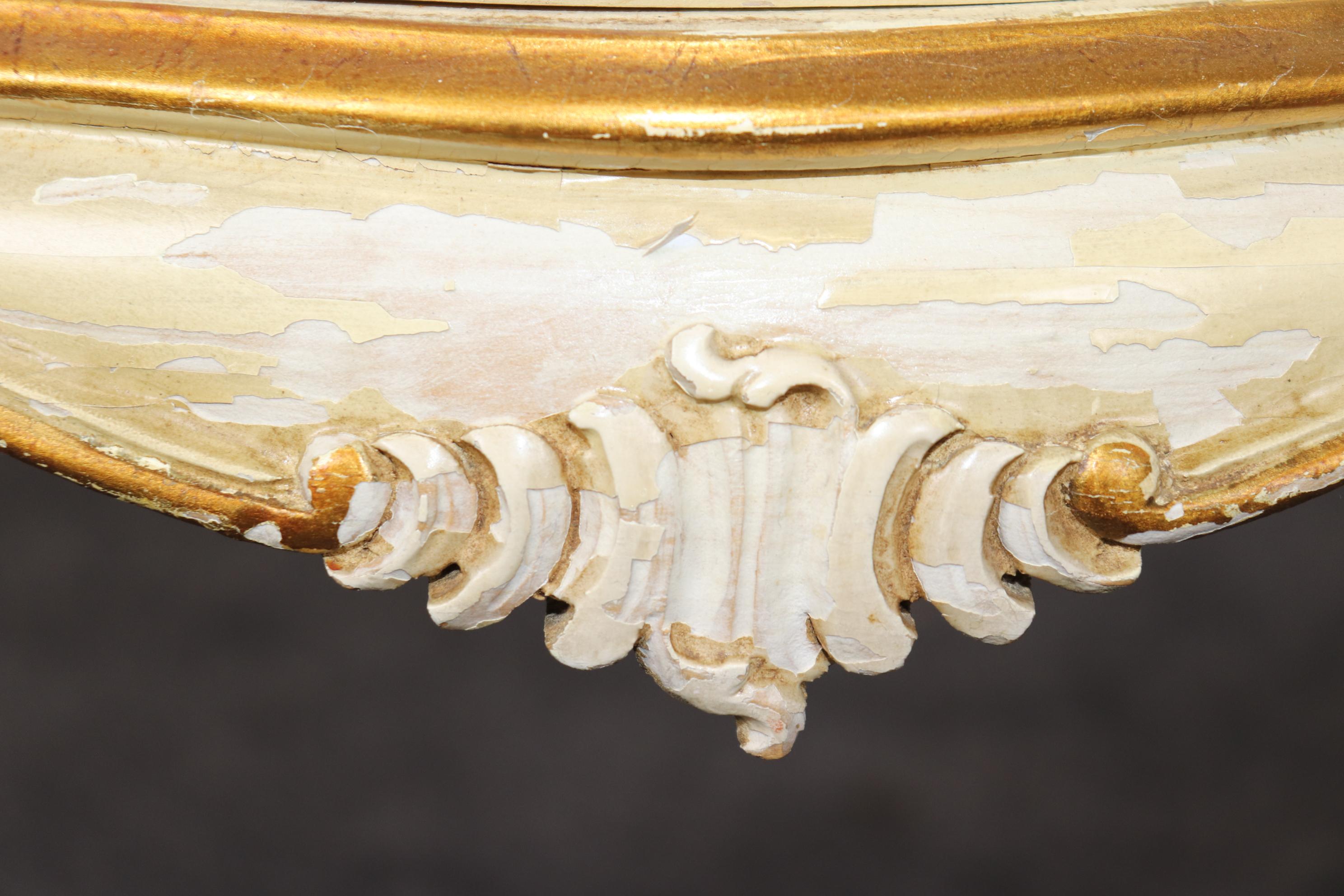 Rare Pair Distressed Paint Decorated Venetian Italian Nightstands Circa 1920s For Sale 4