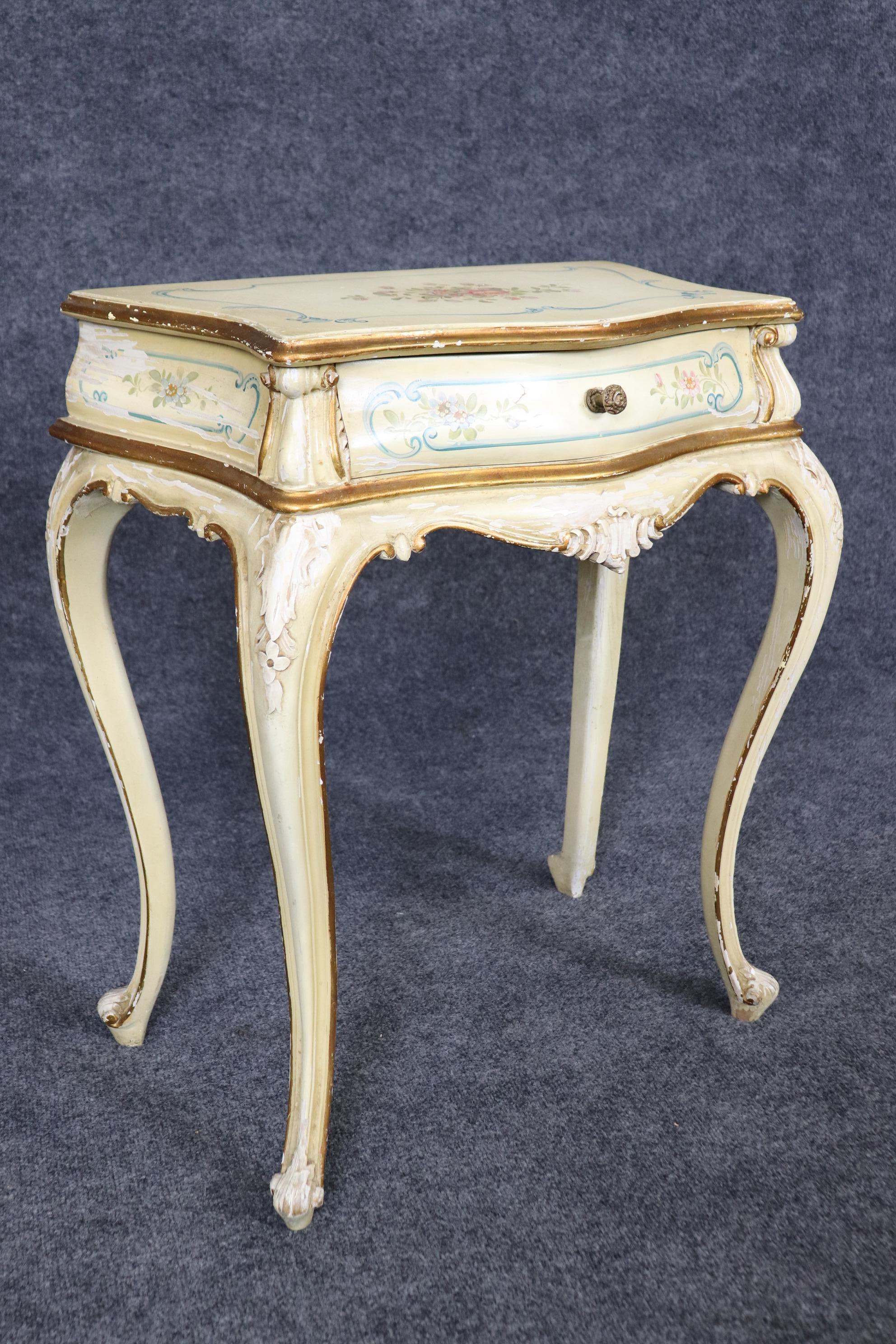Early 20th Century Rare Pair Distressed Paint Decorated Venetian Italian Nightstands Circa 1920s For Sale