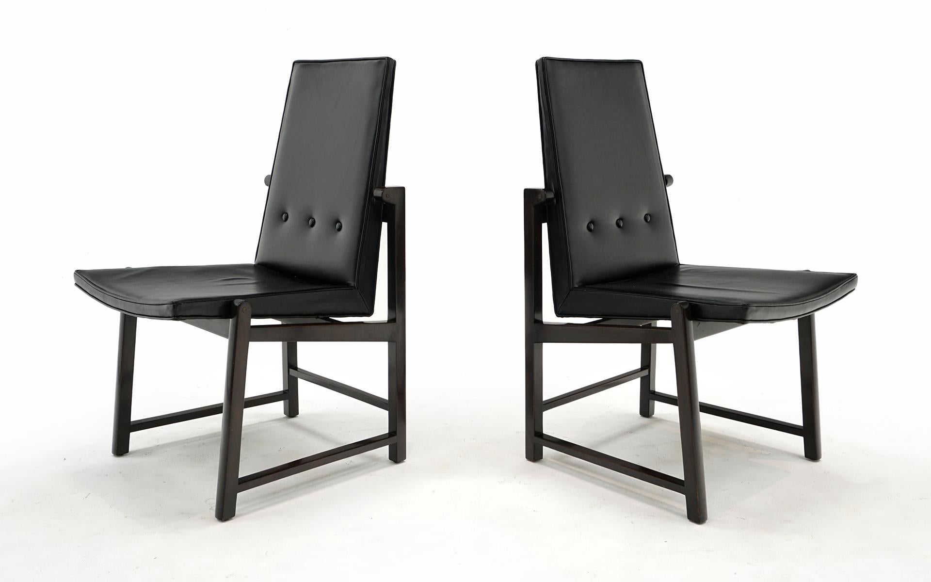 American Rare Pair Dunbar Dining Chairs in Original Black Leather, Mahogany Frames, Signed For Sale