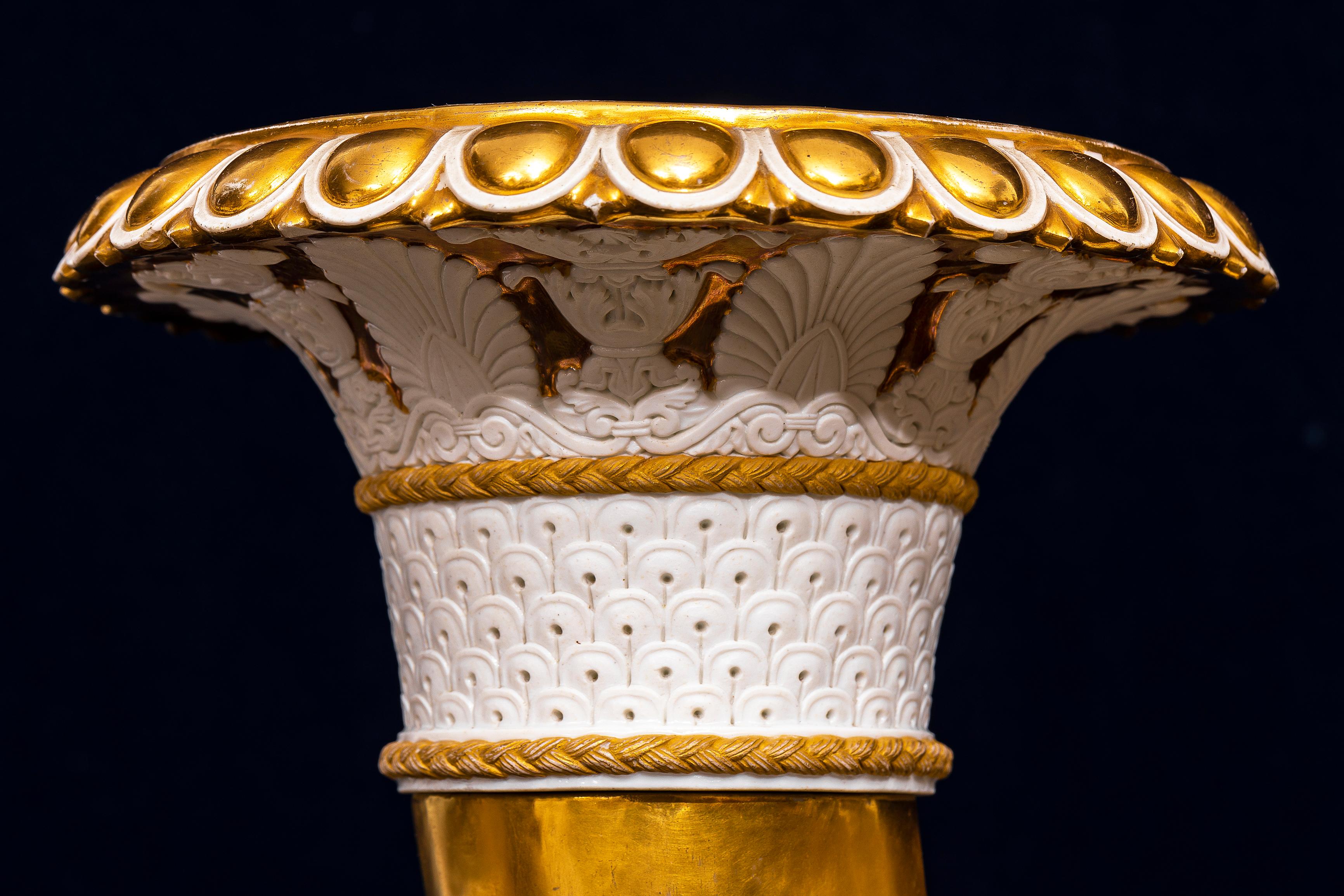 Rare Pair French Empire Rhyton-Form Cornucopia Biscuit and Gilt Porcelain Vases For Sale 4