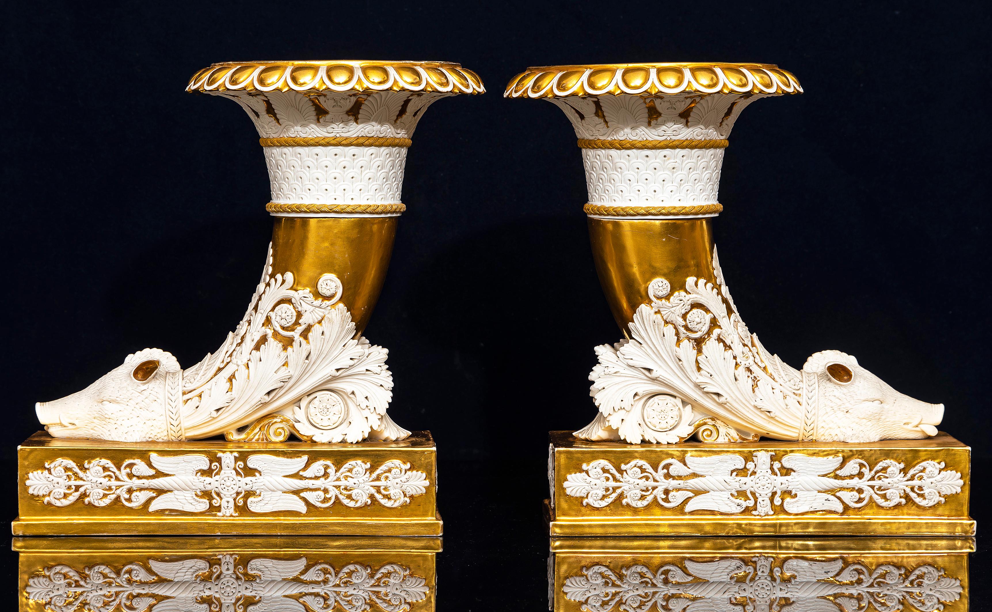 Rare Pair French Empire Rhyton-Form Cornucopia Biscuit and Gilt Porcelain Vases In Good Condition For Sale In New York, NY