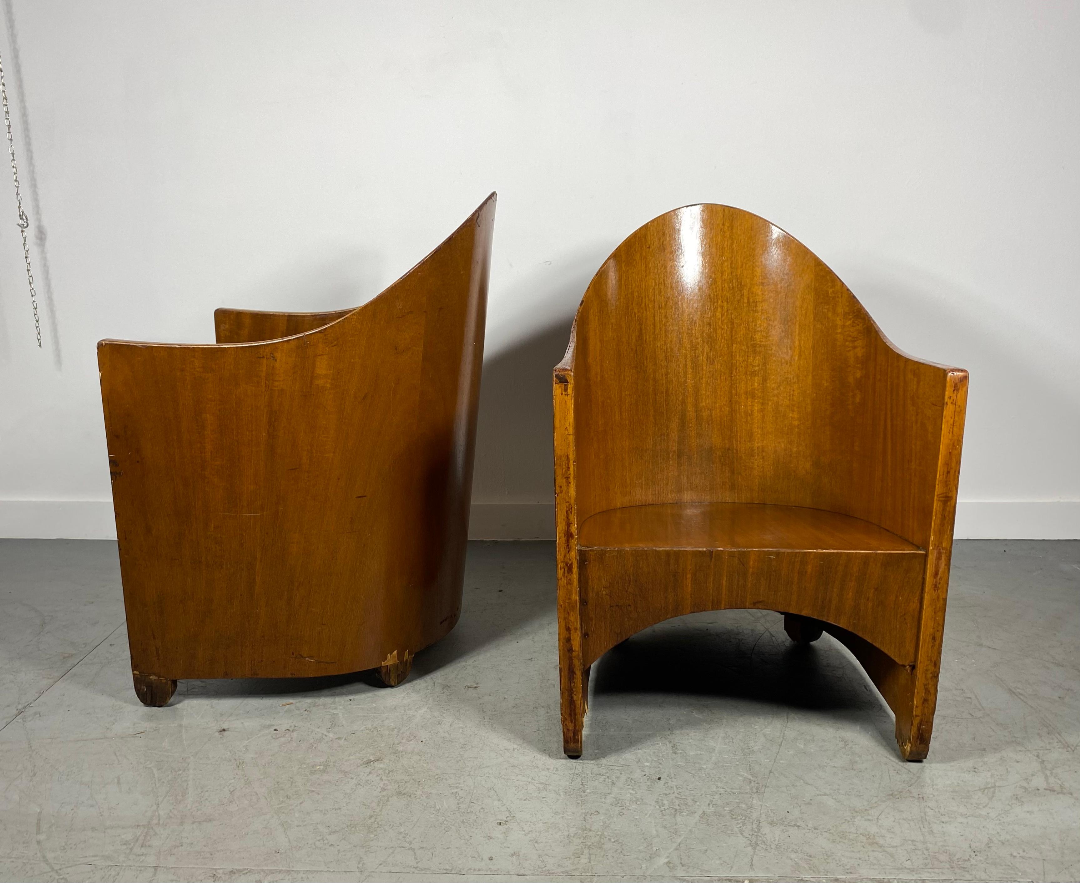 Early 20th Century Rare Pair Modernist Arm Chairs by Walter von Nessen, Art Deco, circa 1929 For Sale
