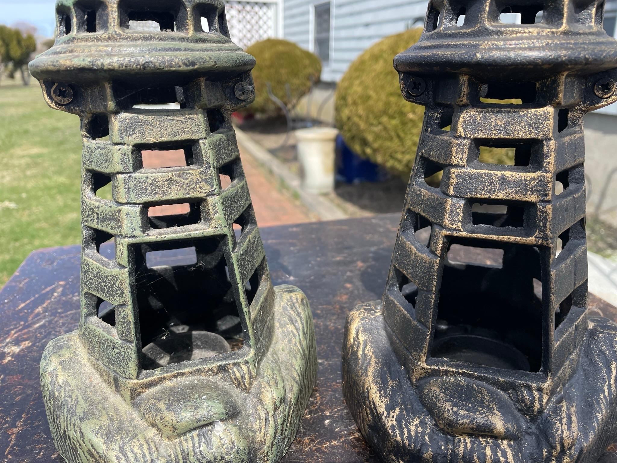 A Pair Of Nautical Light House Lighting Lanterns In Good Condition For Sale In South Burlington, VT
