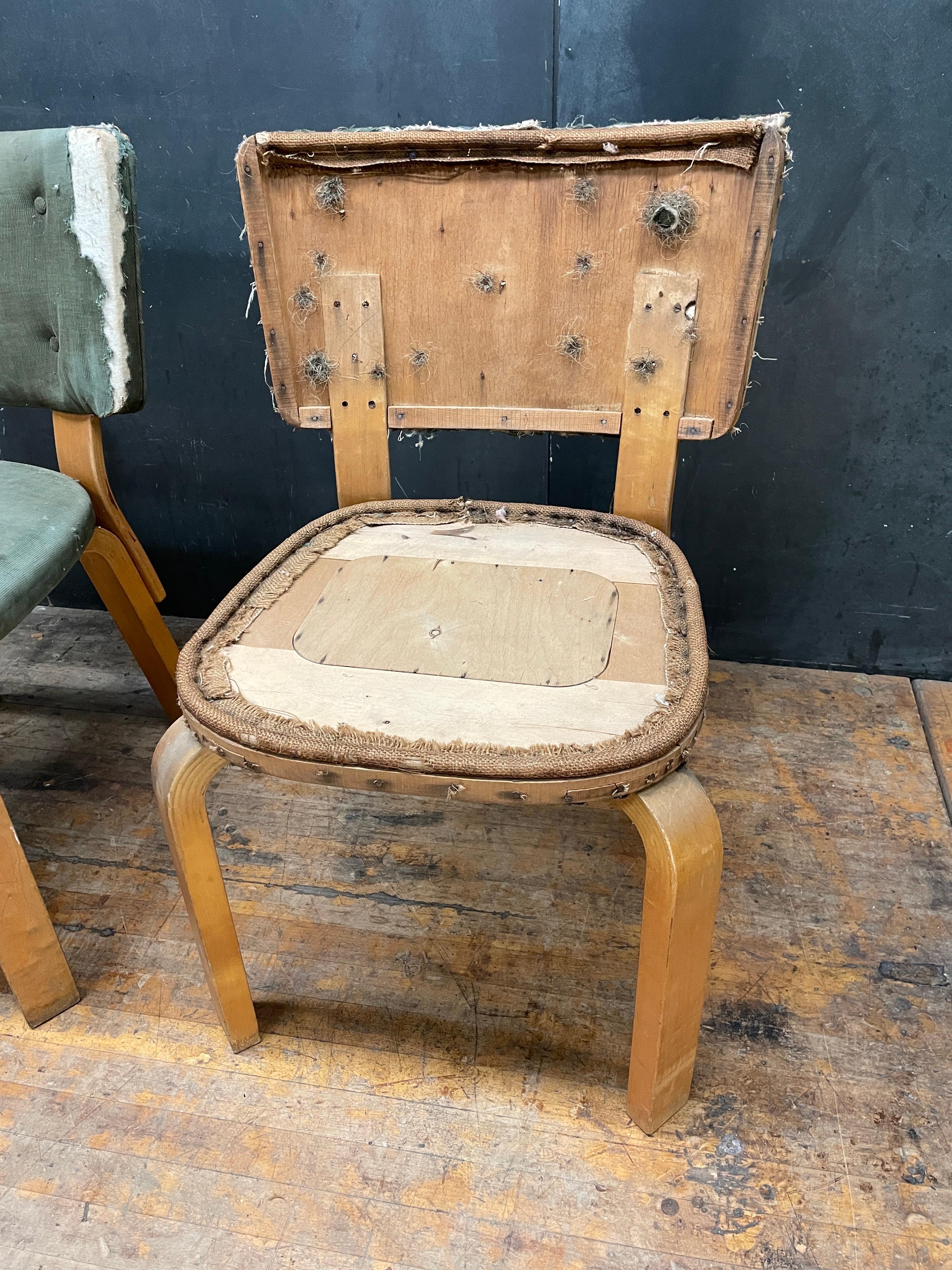 Raro par de sillas de comedor Nº 62 de Alvar Aalto para Finsven, Finlandia c.1934 Escandinavo moderno en venta