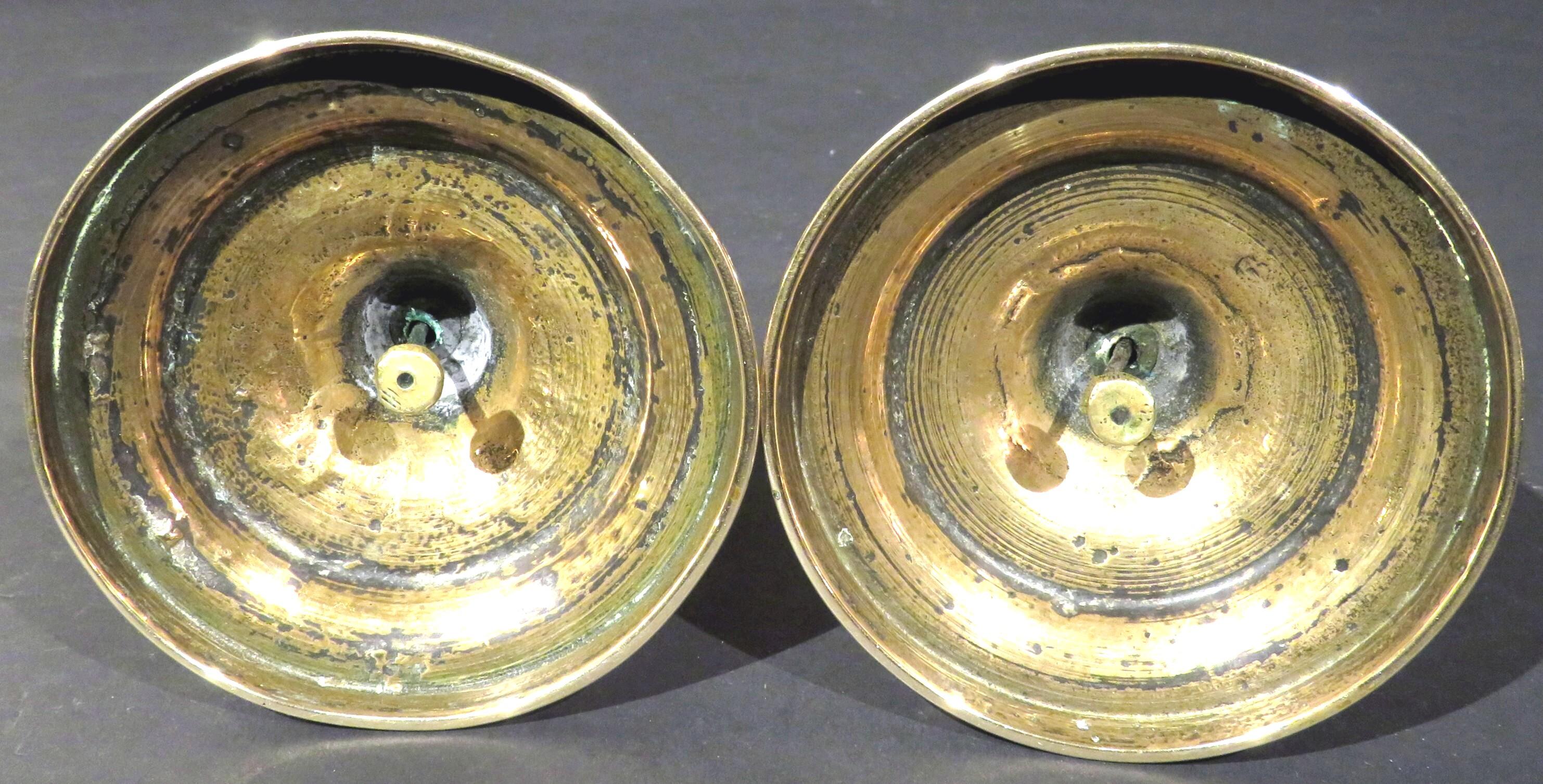 English Rare Pair of 18th Century Georgian Bell Metal Candlesticks, England, circa 1760 For Sale
