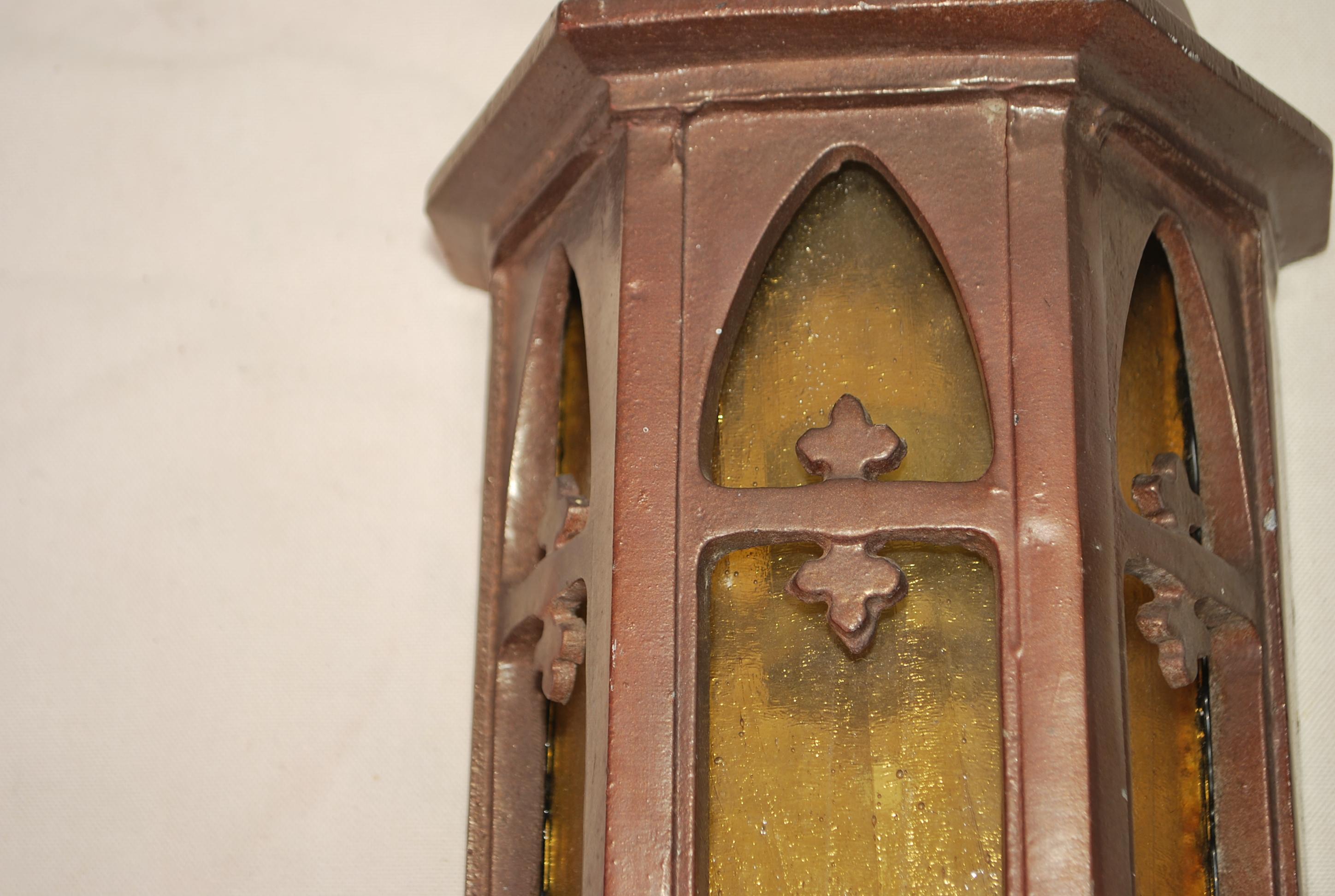 Tudor Rara coppia di lampade da esterno/interno degli anni '30 in vendita