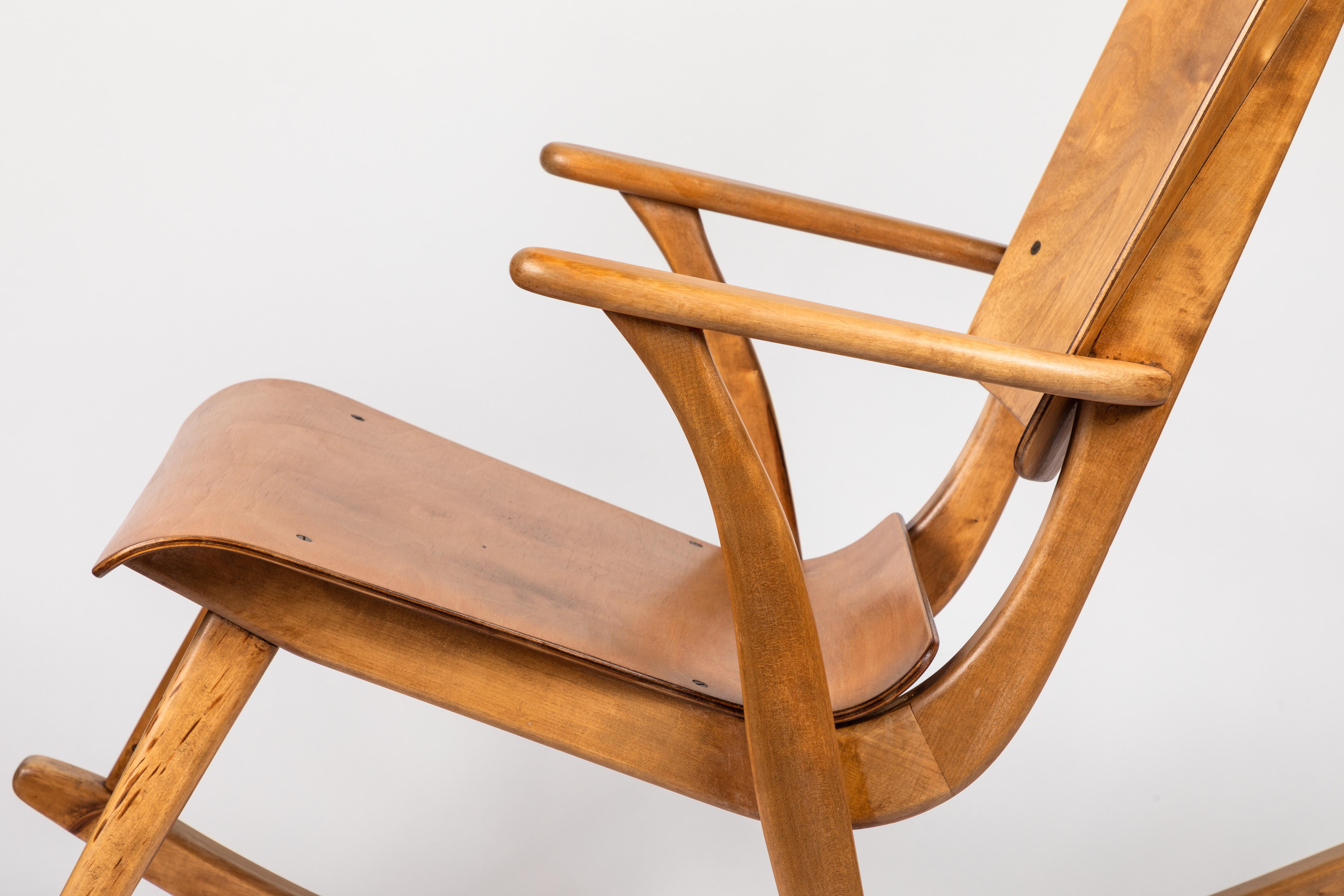 Scandinavian Modern Rare Pair of 1940s Rocking Chairs by Ilmari Tapiovaara